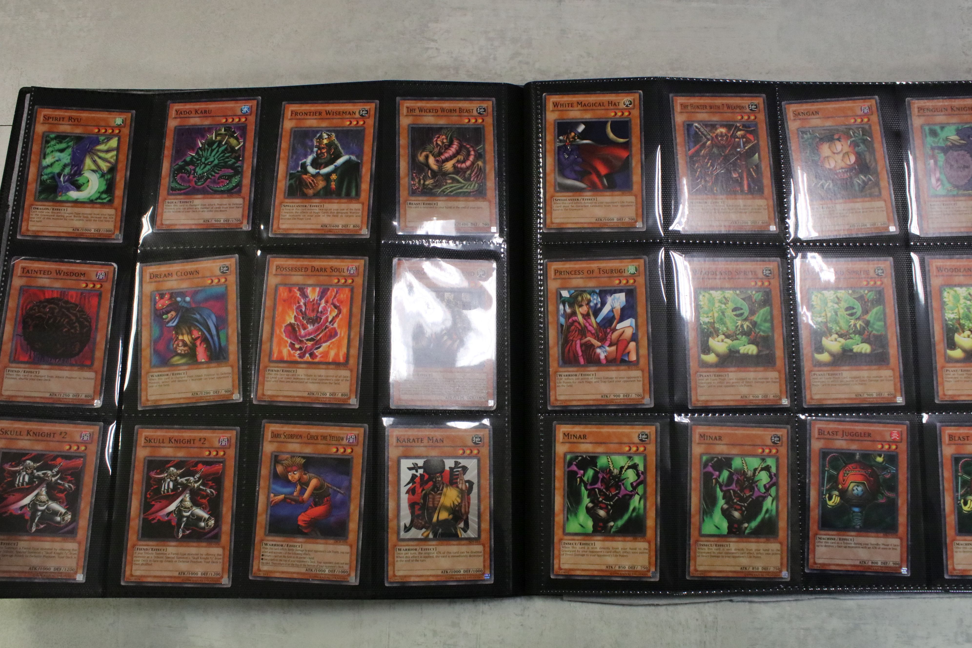 Yu-Gi-Oh! - Around 350 Yu-Gi-Oh! cards featuring common,1st, rare, holofoil rare, etc to include Des - Image 16 of 23