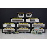 10 Boxed Graham Farish N gauge items of rolling stock (2 x 0604, 3104, 0614, 0624, 0634, 0624, 3104,