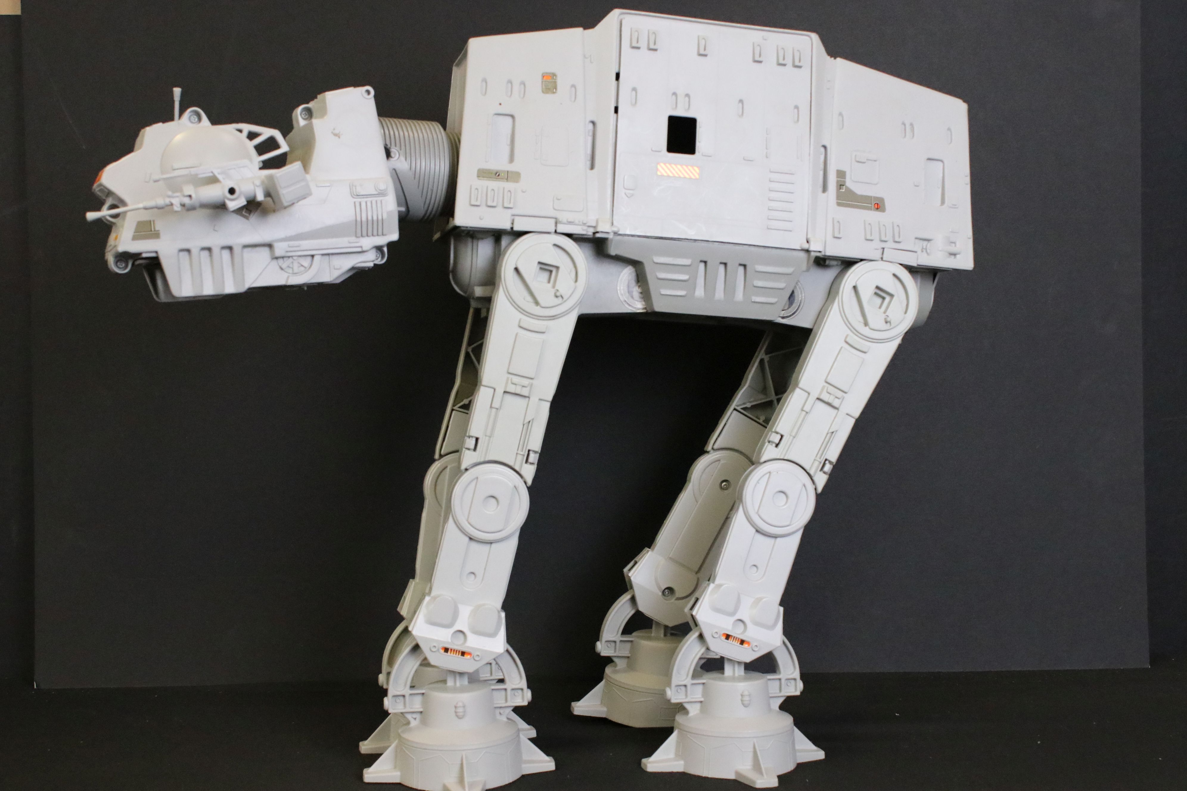 Star Wars - Five Original play worn Star Wars Vehicle sets to include AT-AT (missing chin guns, - Image 2 of 11