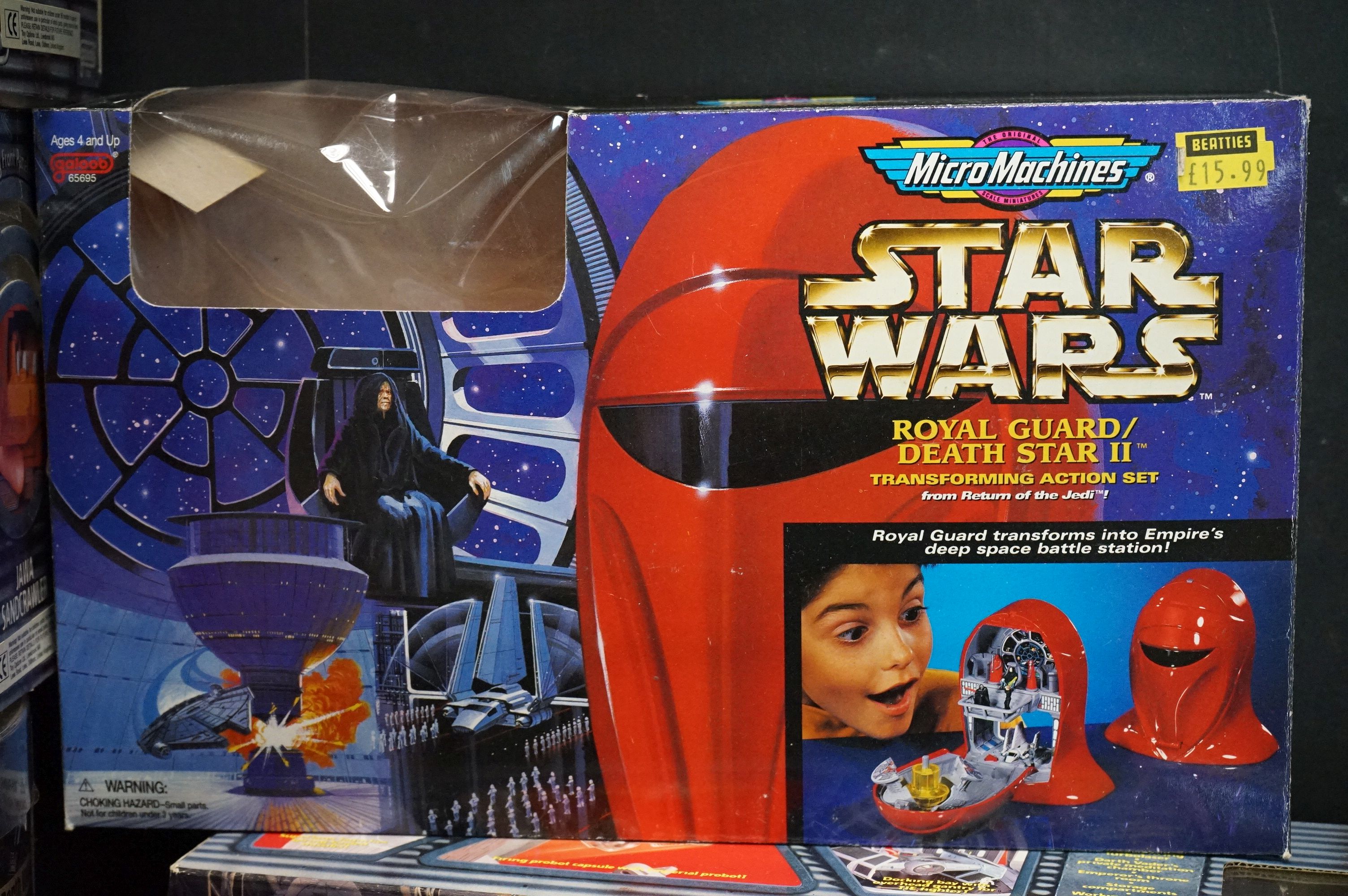 Star Wars - 18 Boxed Galoob Micro Machines sets to include 10 x transforming sets (65814 - Image 11 of 26