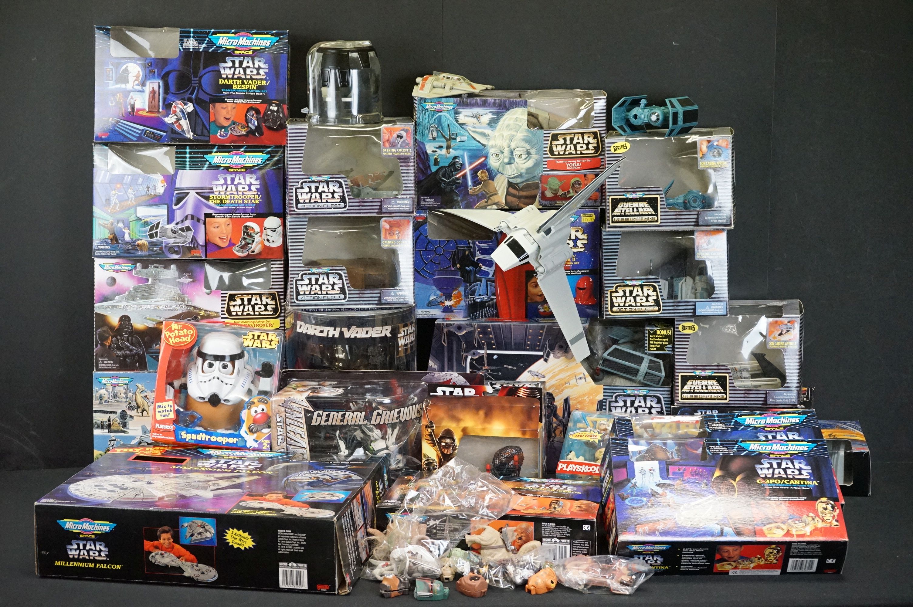 Star Wars - 18 Boxed Galoob Micro Machines sets to include 10 x transforming sets (65814