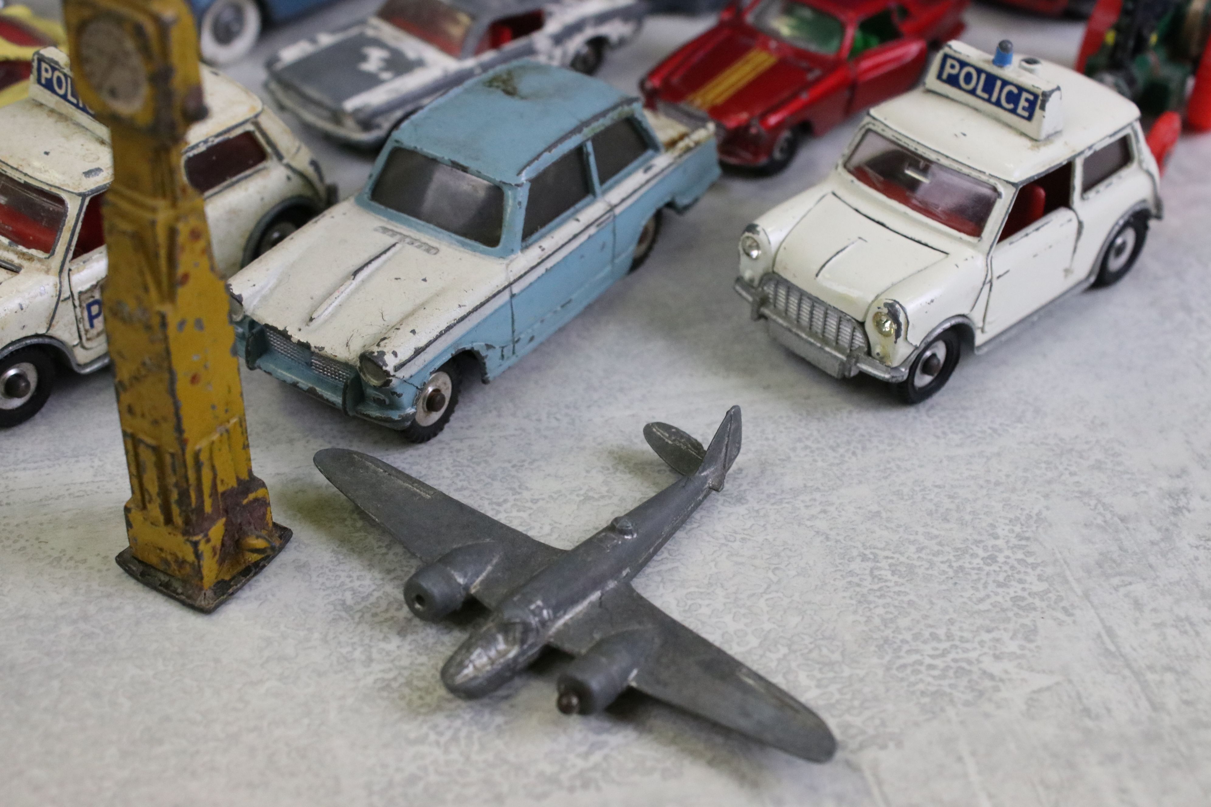 Over 110 Play worn diecast models, mainly mid 20th C, to include Dinky, Corgi, Matchbox and Crescent - Image 7 of 11