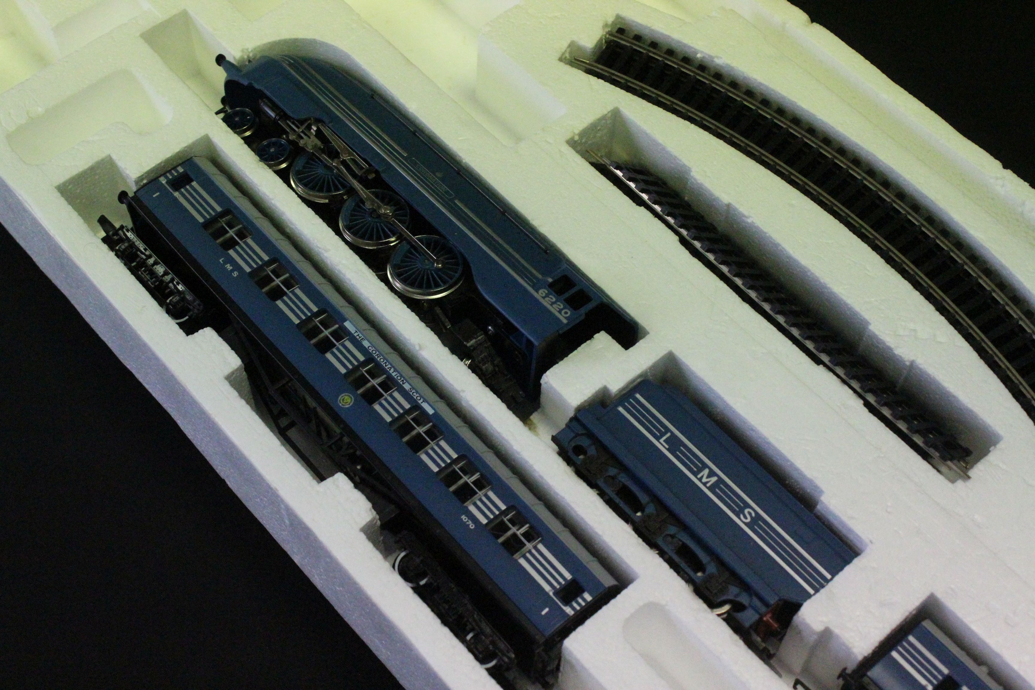 Three boxed Hornby OO gauge train sets to include R671 Country Local, R682 The Blue Streak and - Image 14 of 15