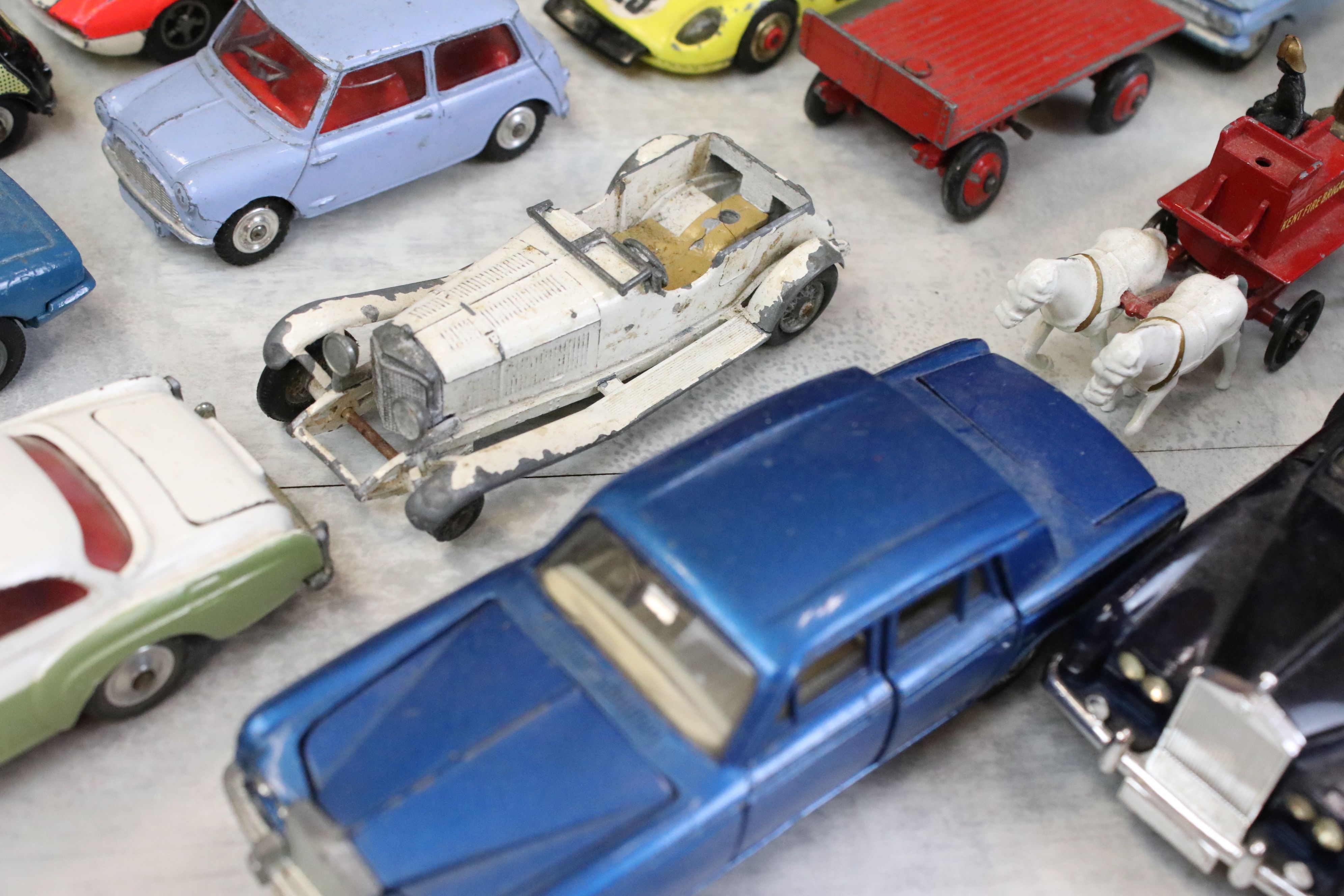 Over 110 Play worn diecast models, mainly mid 20th C, to include Dinky, Corgi, Matchbox and Crescent - Image 3 of 11