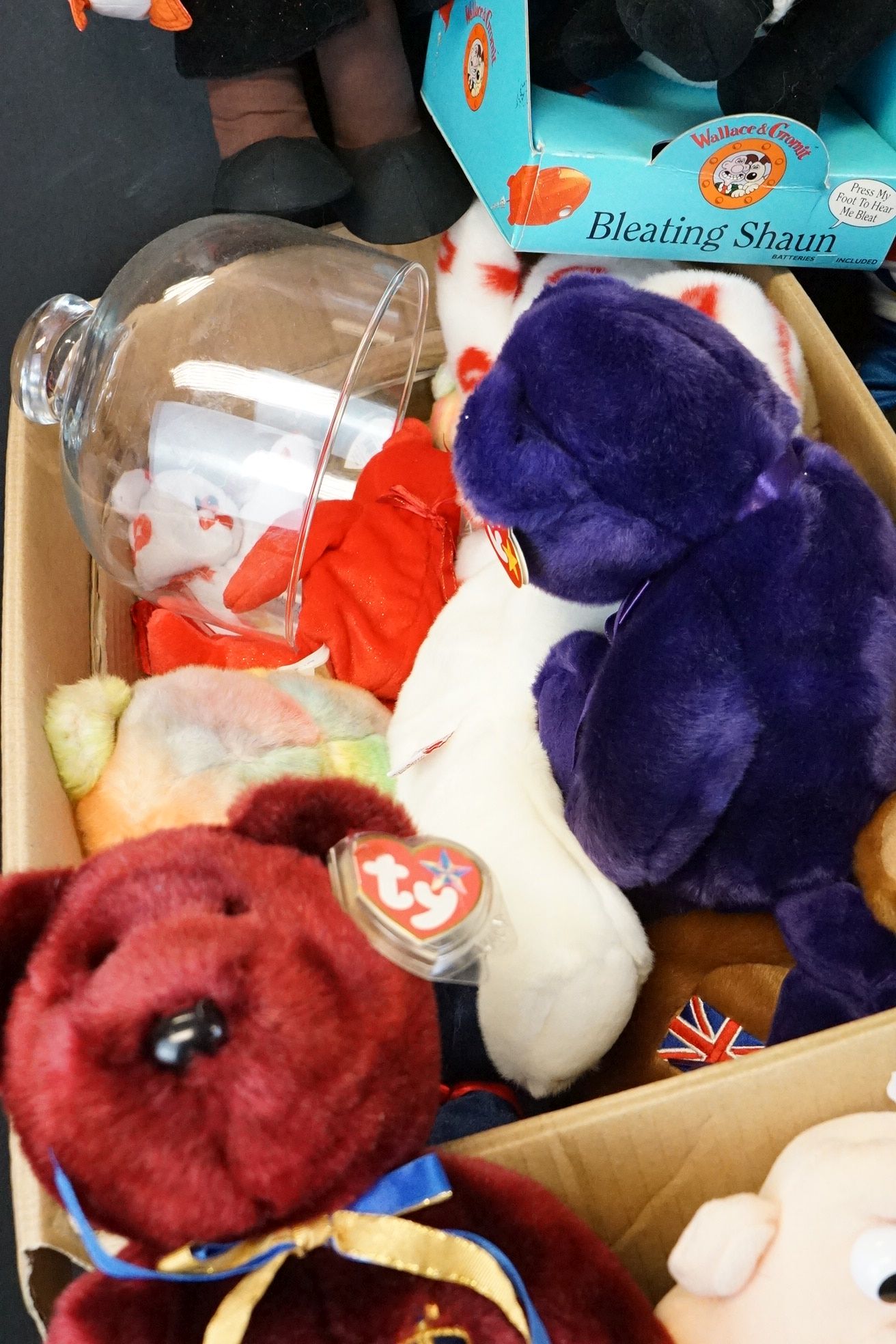 Large collection of teddy bears & soft toys to include TY Beanie bears (with tags), Disney Store, - Image 4 of 19