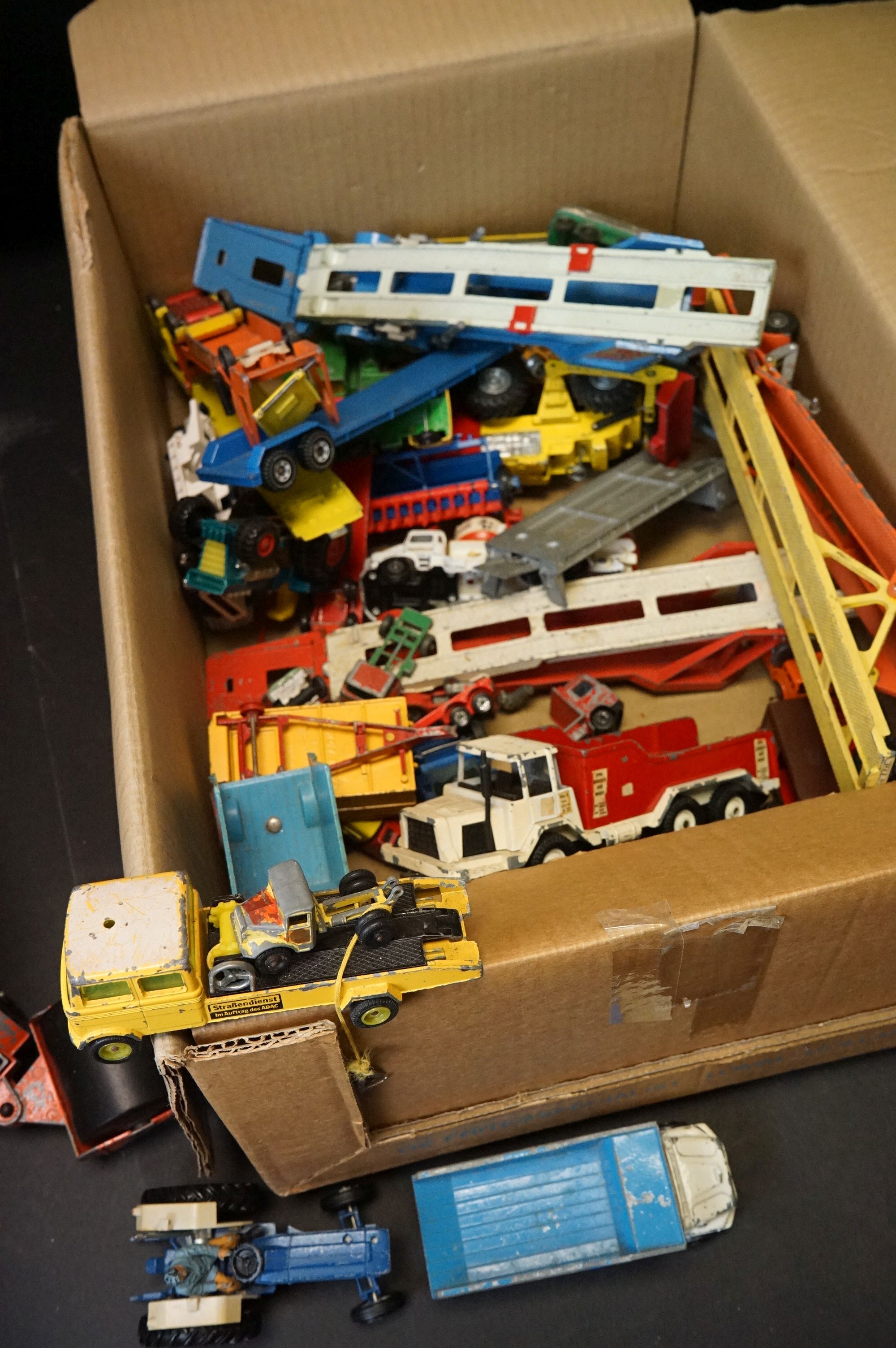 Large quantity of play worn mid 20th C onwards diecast models featuring road, commercial, racing, - Image 8 of 10
