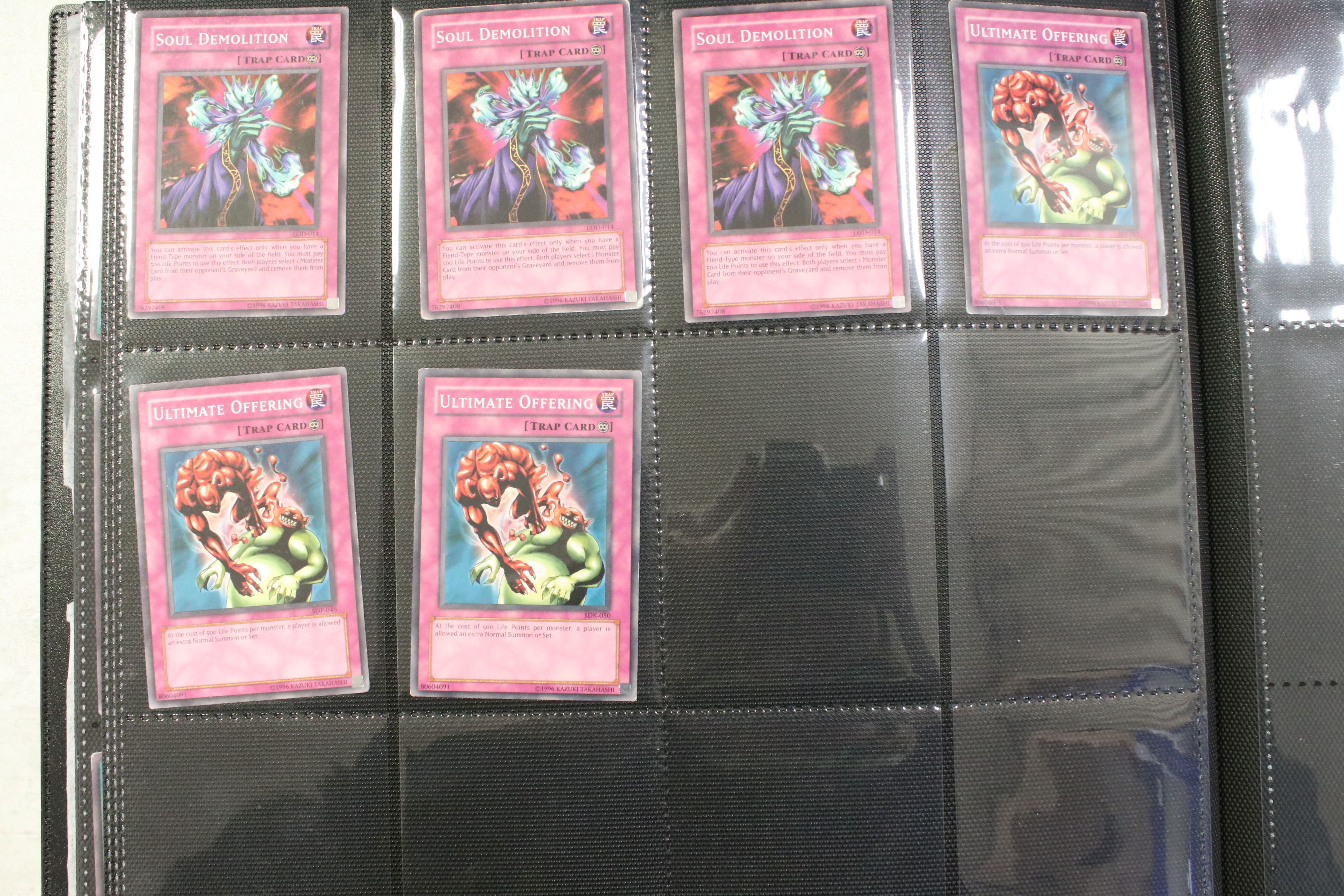 Yu-Gi-Oh! - Around 350 Yu-Gi-Oh! cards featuring common,1st, rare, holofoil rare, etc to include Des - Image 23 of 23