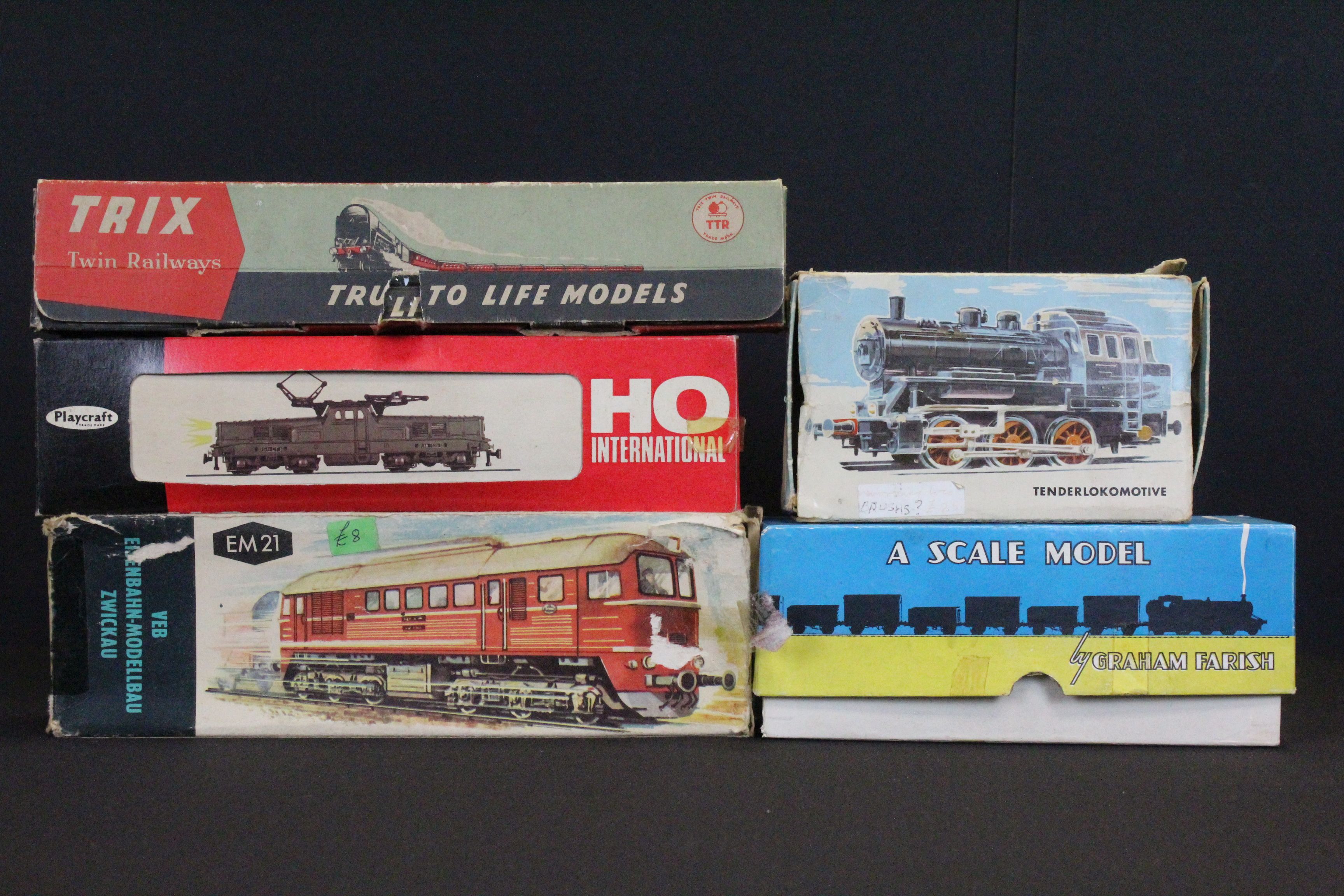 Five boxed OO / HO gauge locomotives to include Playcraft P842, Marklin 3000, Trix Vanguard etc,