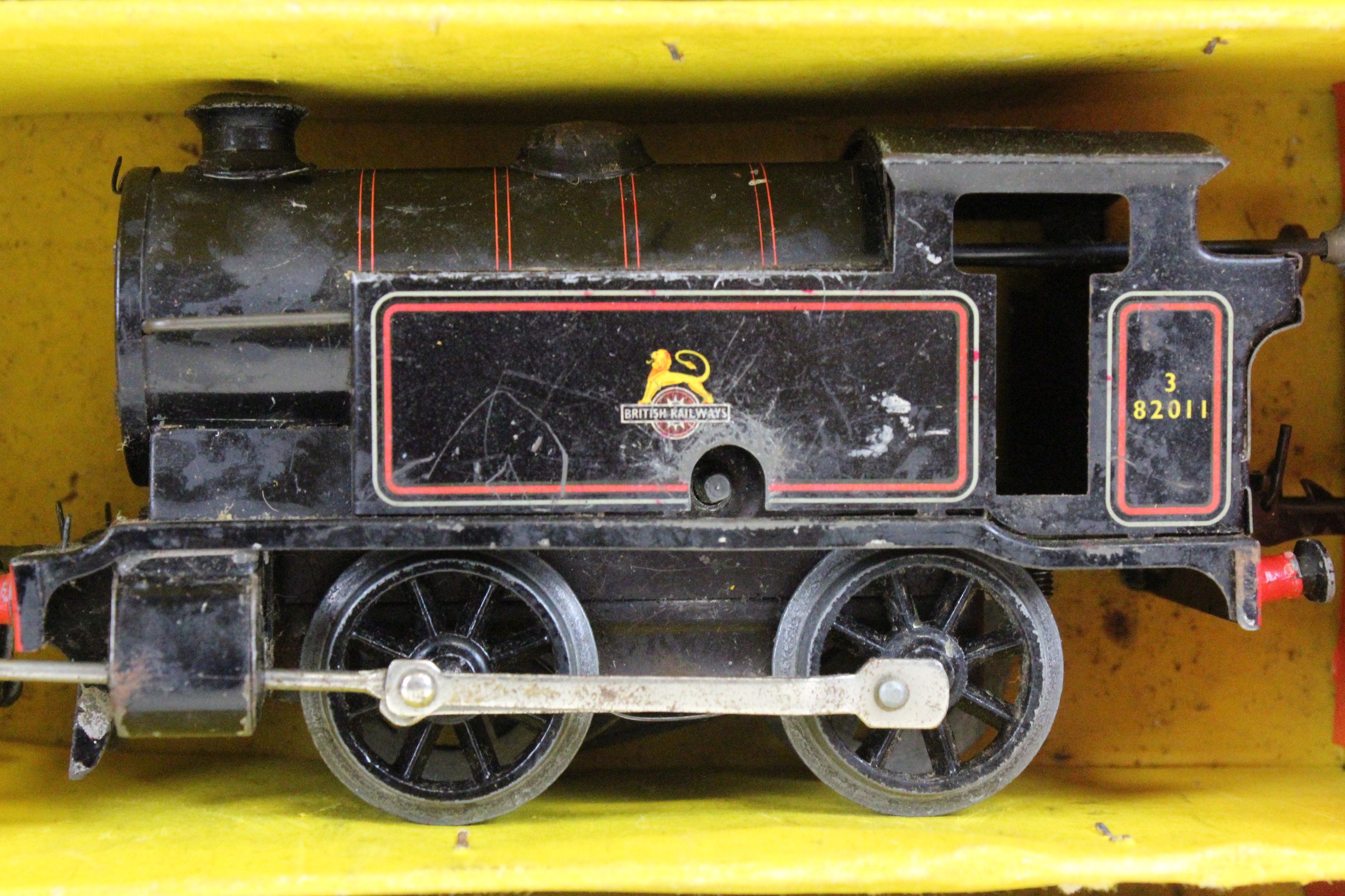 Boxed Hornby O gauge Tank Goods Set No 45 containing BR 0-4-0 locomotive in black livery, track - Image 7 of 19
