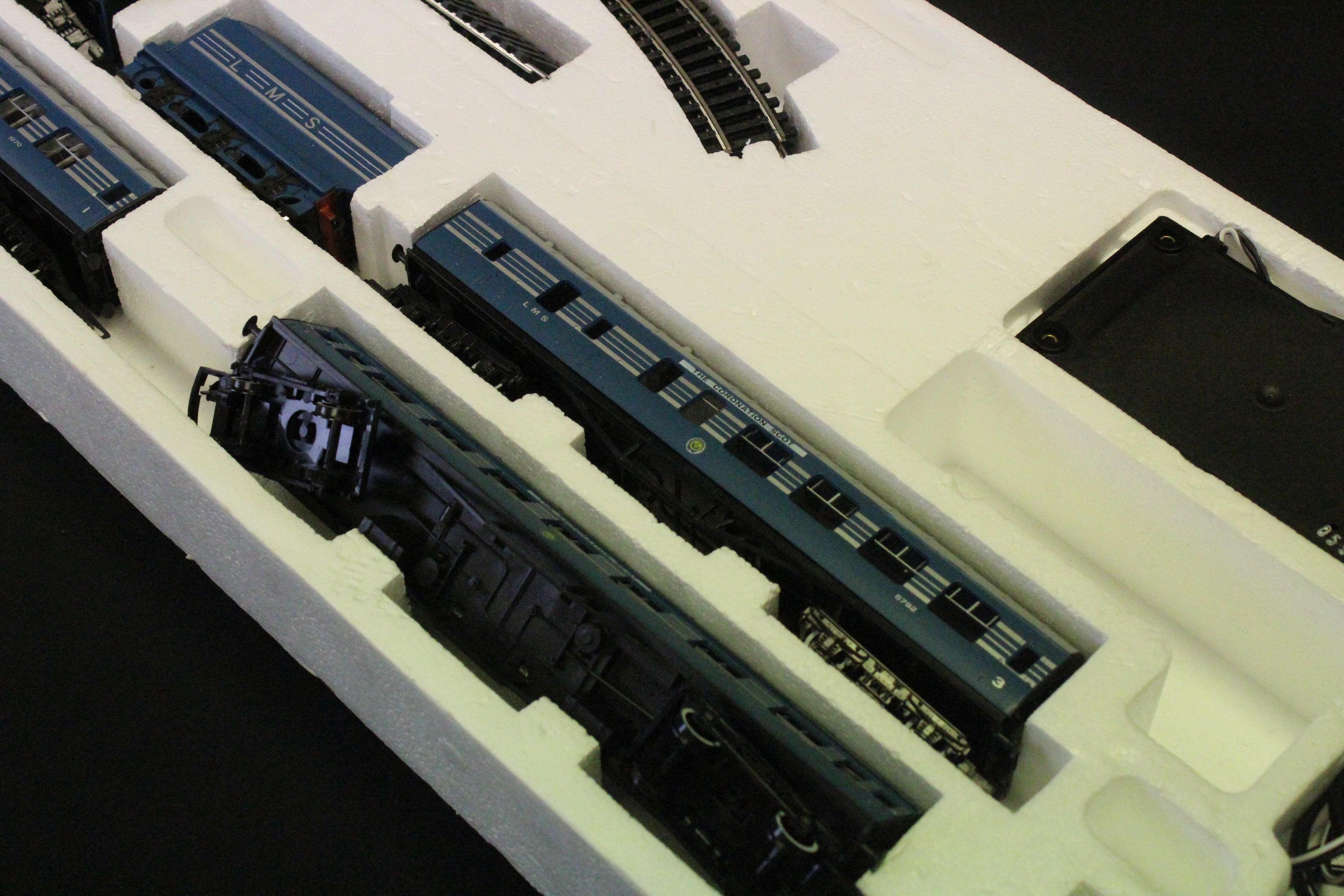 Three boxed Hornby OO gauge train sets to include R671 Country Local, R682 The Blue Streak and - Image 15 of 15