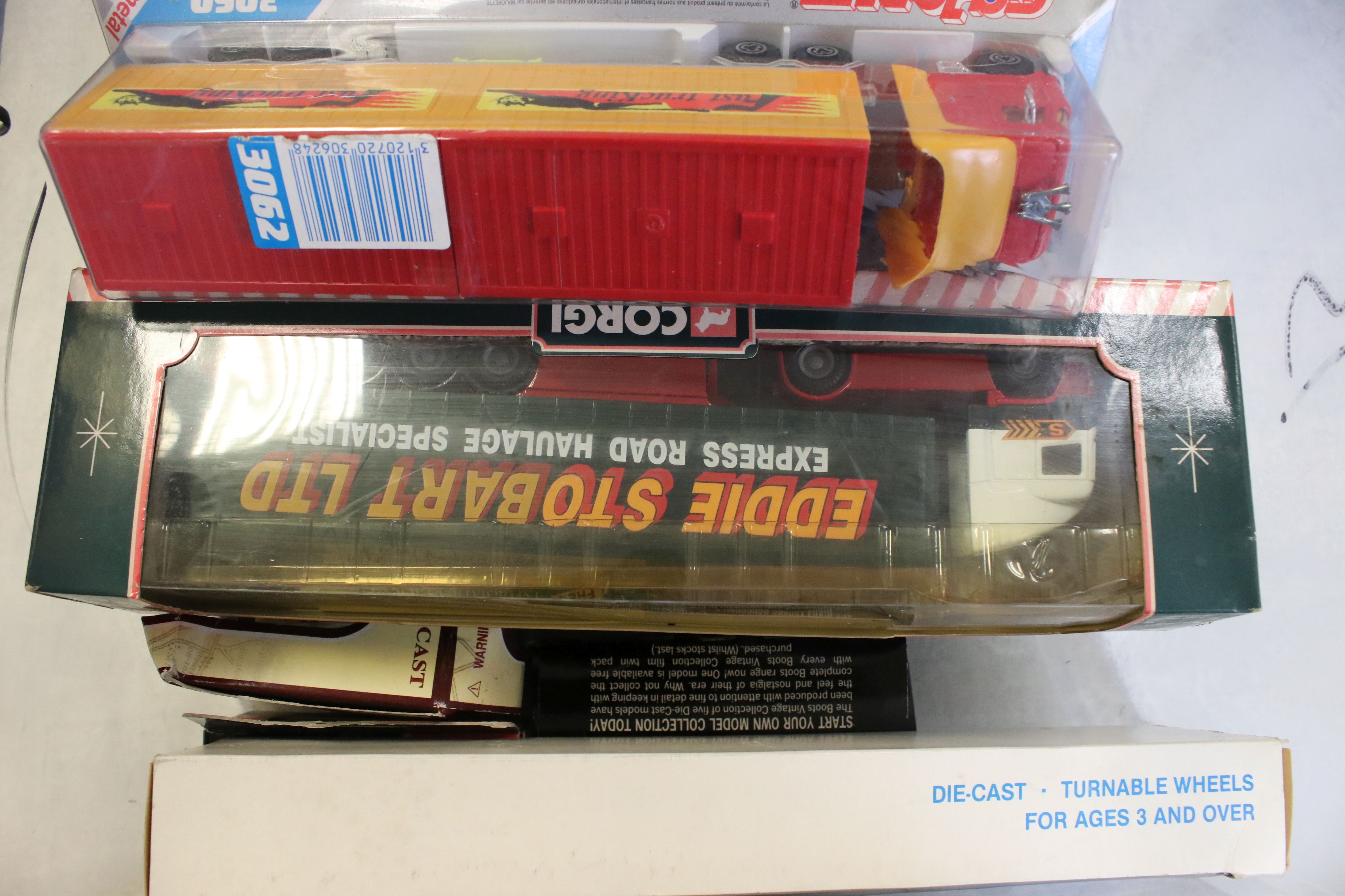 85 Boxed diecast models to include Atlas Editions, Corgi, Lledo, Oxford Diecast, Vanguards, - Image 2 of 8