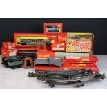 Quantity of OO model railway to include boxed Triang R576 Tunnel, boxed Triang Hornby R342 Car