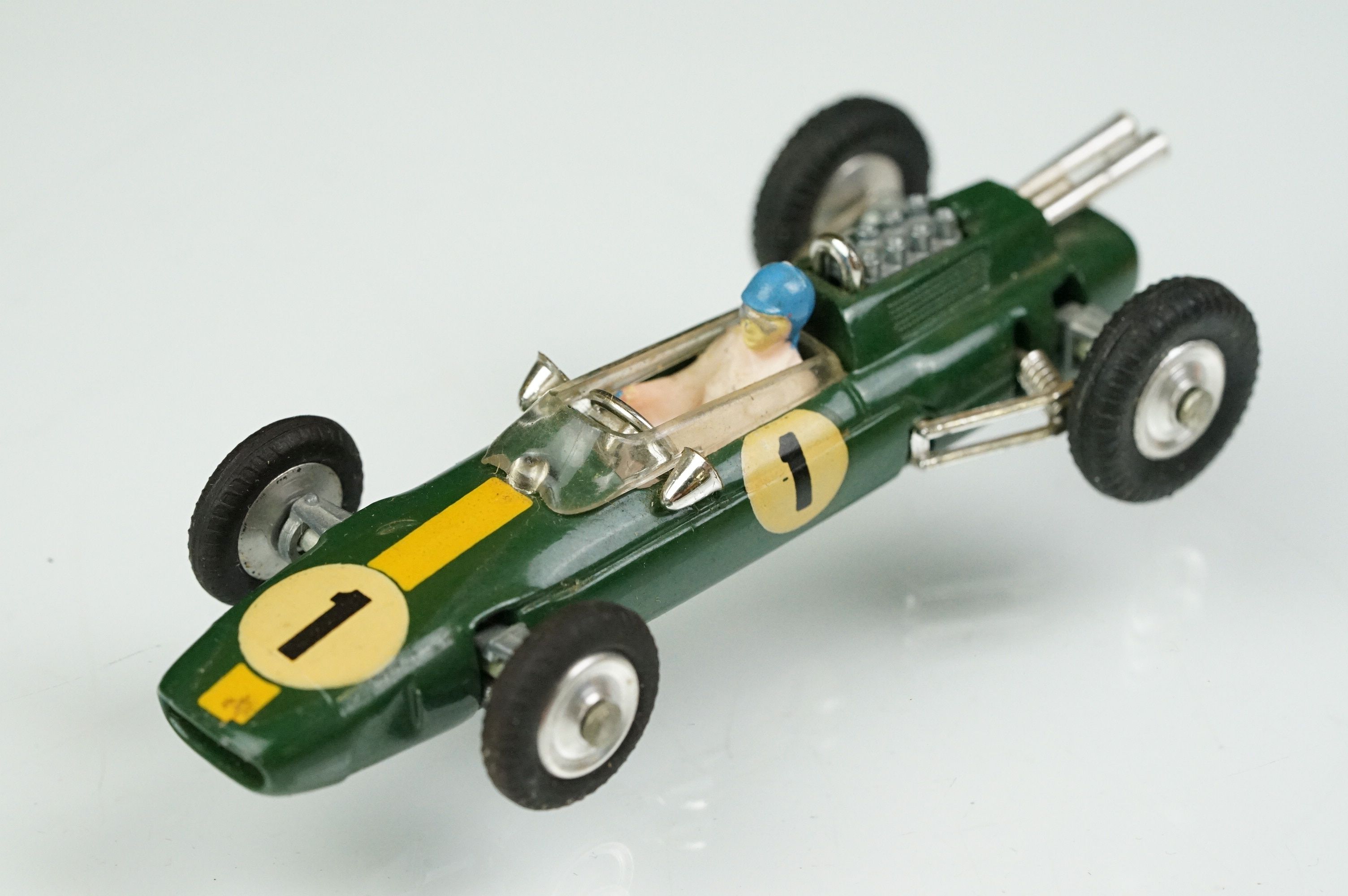 Four boxed Corgi diecast models to include 155 Lotus Climax Formula I Racing Car in green, 245 Buick - Image 32 of 39