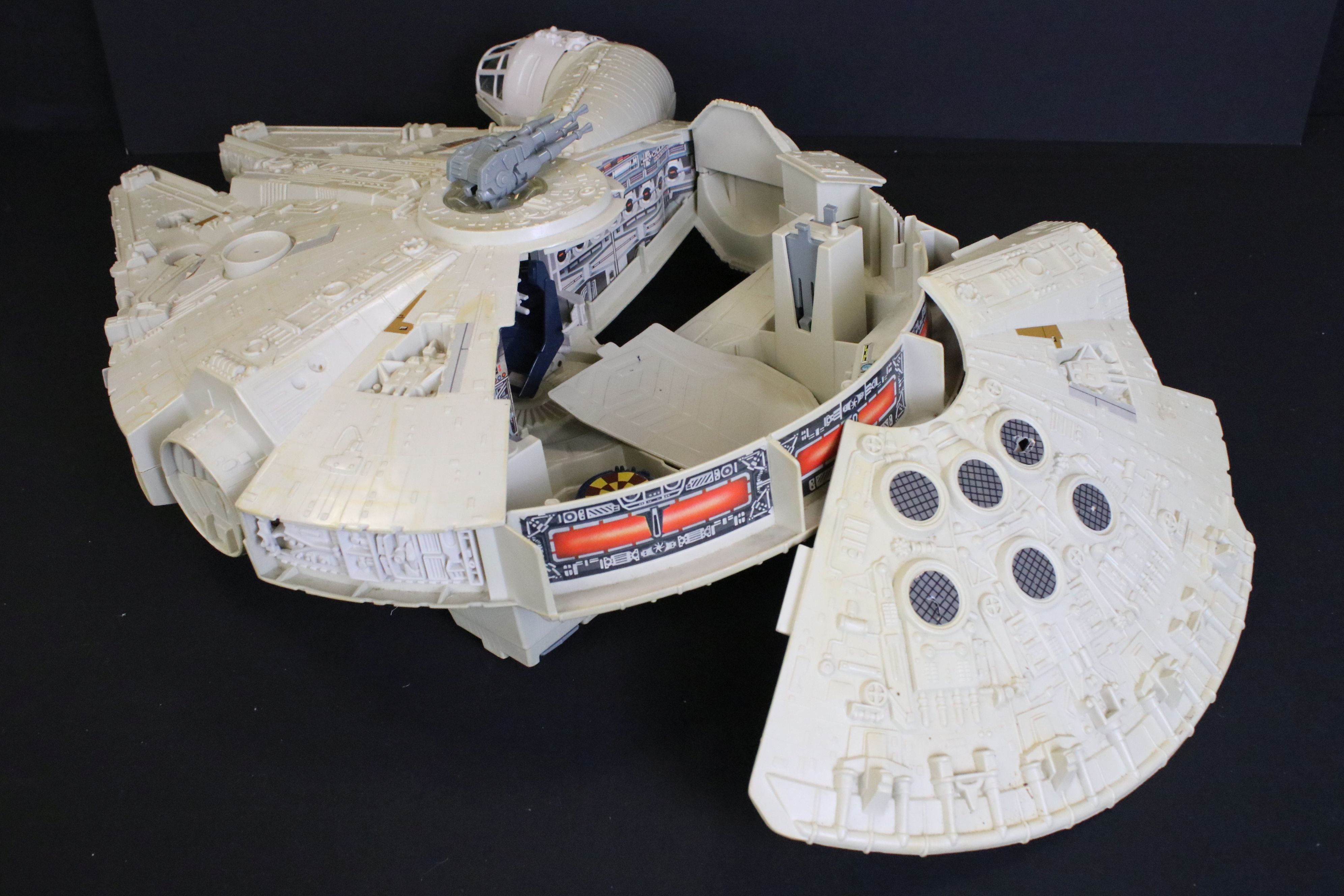 Star Wars - Five Original play worn Star Wars Vehicle sets to include AT-AT (missing chin guns, - Image 6 of 11