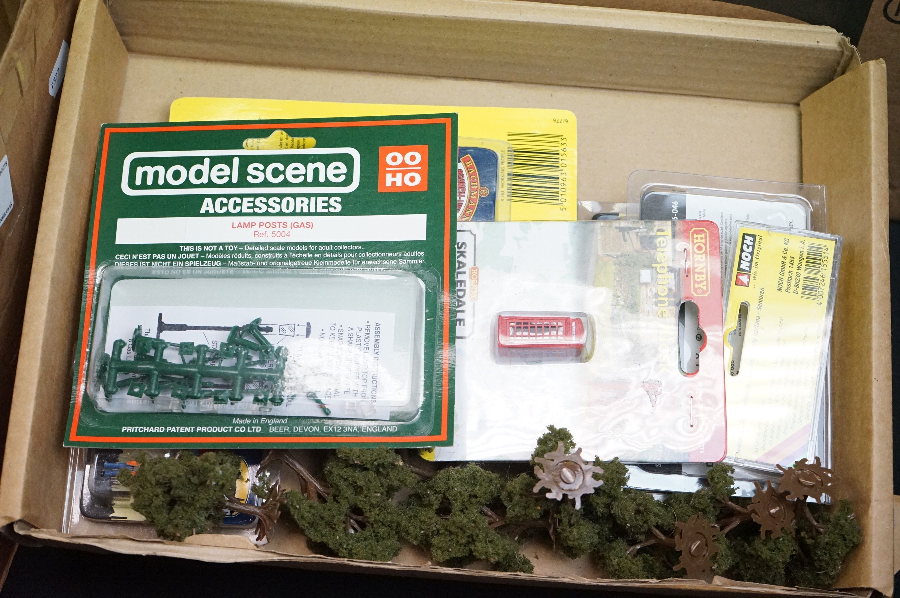 Collection of OO gauge model railway to include trackside building (well made in gd condition), - Image 8 of 9