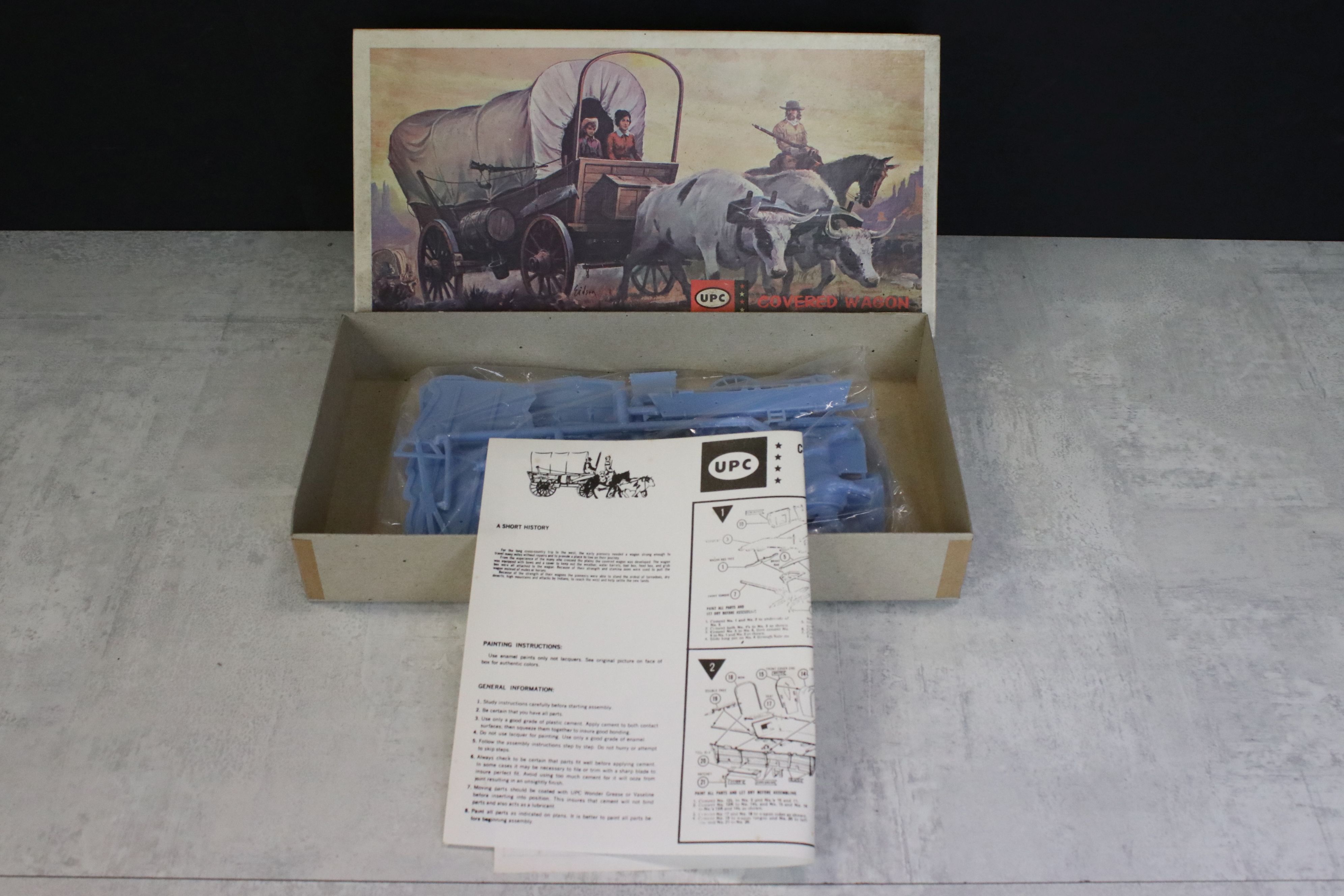 13 Boxed plastic model kits to include 2 x UPC (Tally Ho Coach & Covered Wagon), Tamiya Japanese - Image 2 of 10