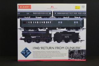 Boxed ltd edn Hornby OO gauge R3302 1940 Return From Dunkirk Train Pack, complete