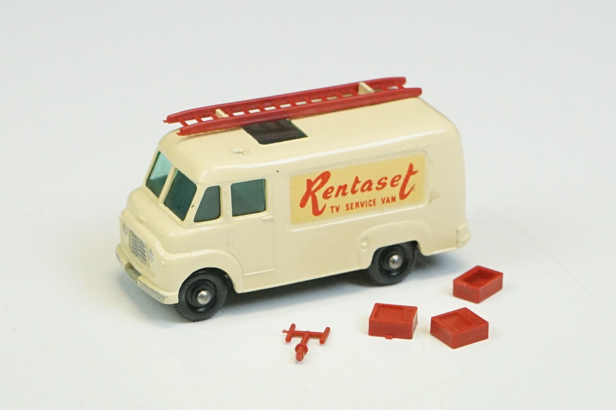 Three boxed Matchbox Lesney diecast models to include 20 Ever Ready Transport Truck, 62 TV Service - Image 2 of 21