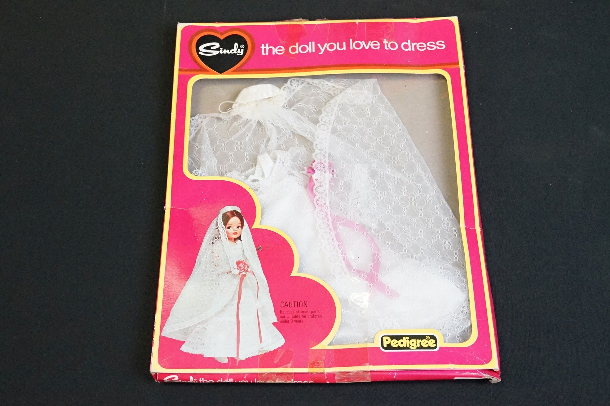 Nine boxed Pedigree Sindy accessories to include Wardrobe, Bedside Table and Lamp, Home (damage ot - Image 3 of 13