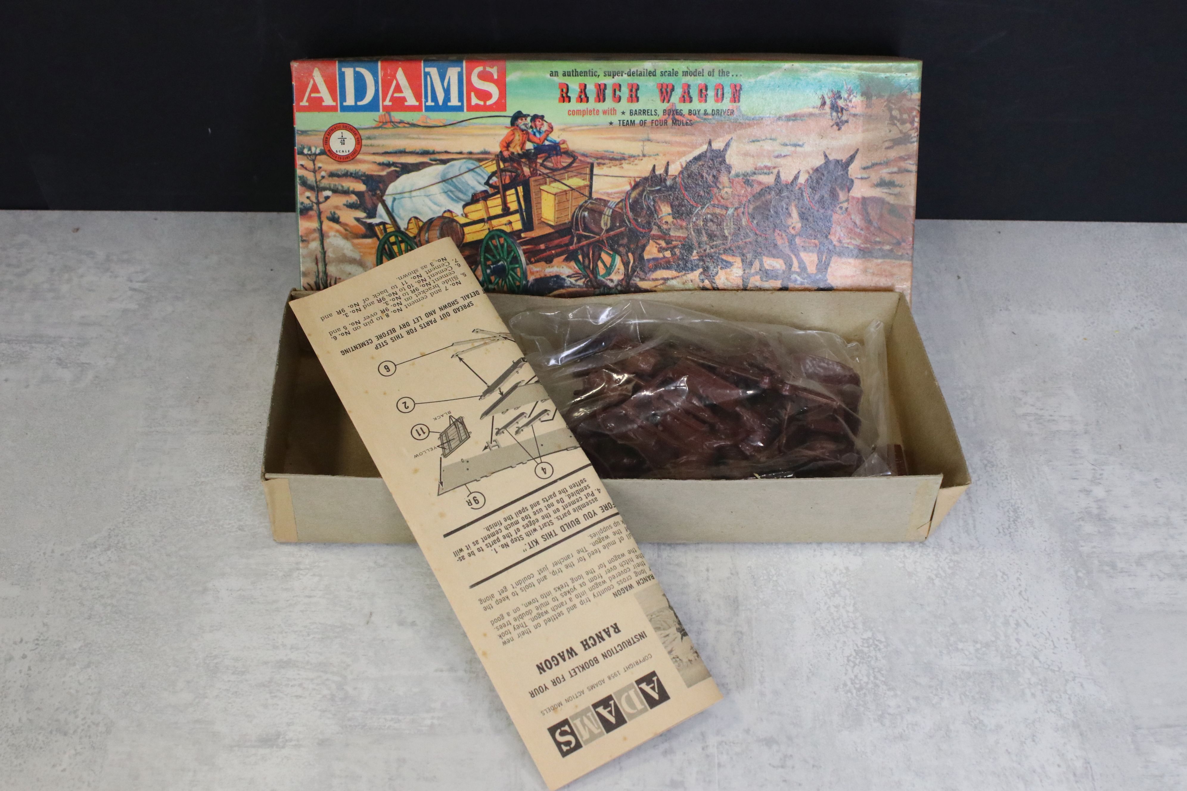 13 Boxed plastic model kits to include 2 x UPC (Tally Ho Coach & Covered Wagon), Tamiya Japanese - Image 4 of 10