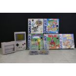 Retro Gaming - Nintendo Game Boy Handheld Console (gray) with 5 x boxed games (Track Meet with