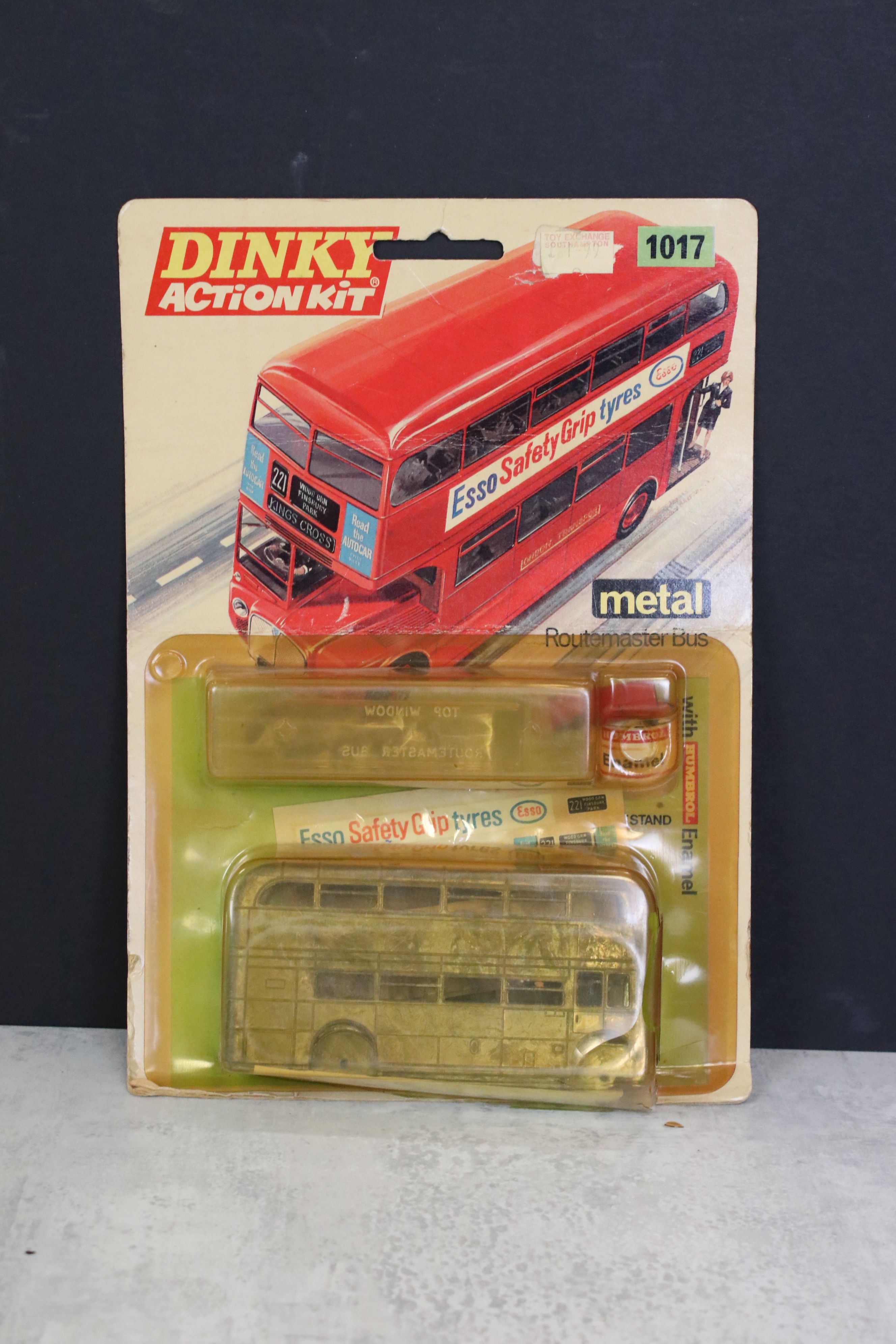 15 Boxed diecast models to include 8 x Budgie Routemaster Bus, 4 x Lone Star buses, 2 x Corgi (469 - Image 4 of 7