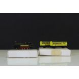 Graham Farish N gauge Shredded Wheat locomotive with 2 x coaches