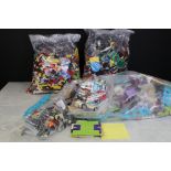 Lego - Large collection of various Lego pieces to include bricks, wheels, vehicle parts, base