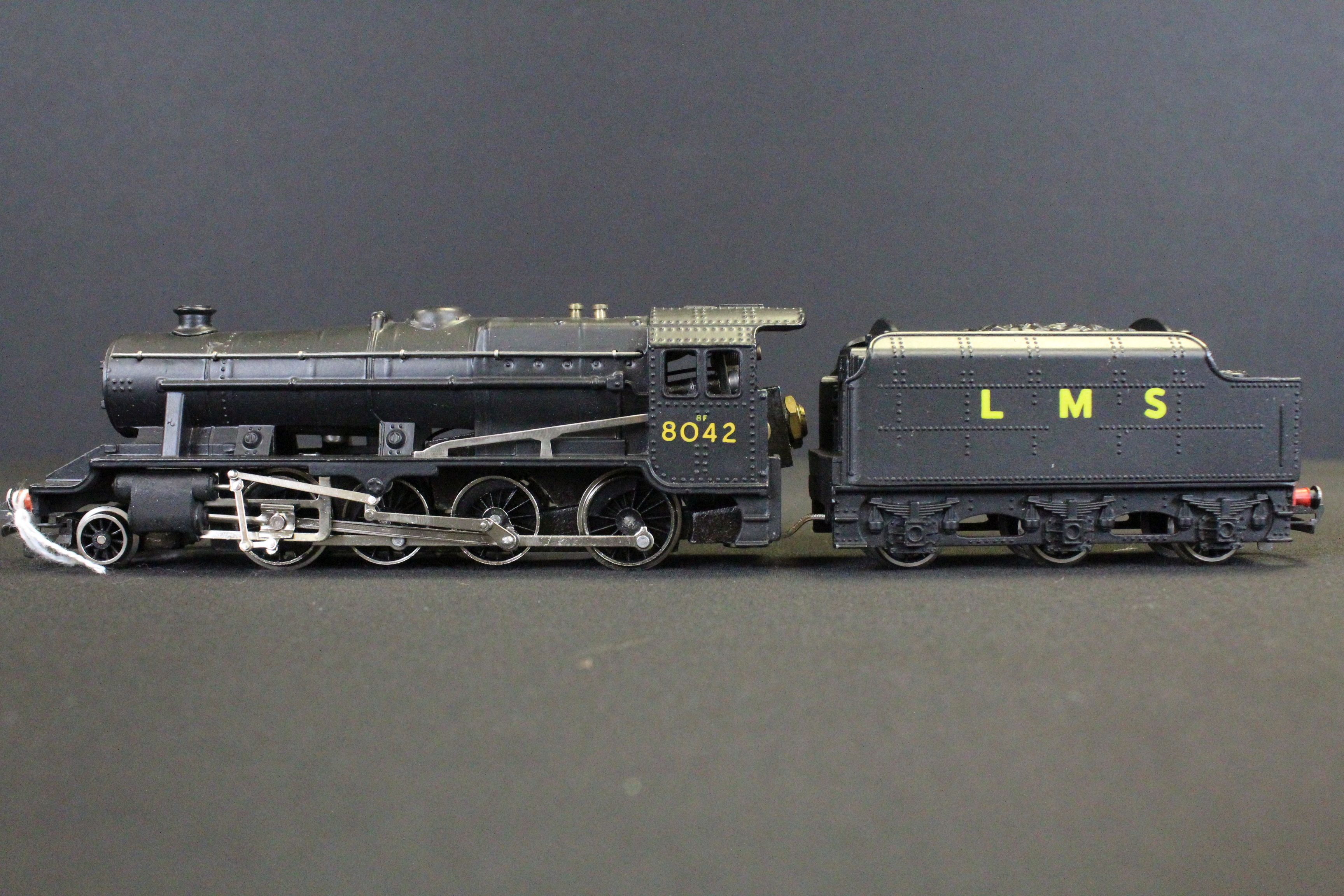 Two boxed Wrenn OO gauge locomotives to include W2225 2-8-0 Freight LMS and W2215 0-6-2 Tank LMS - Image 5 of 6