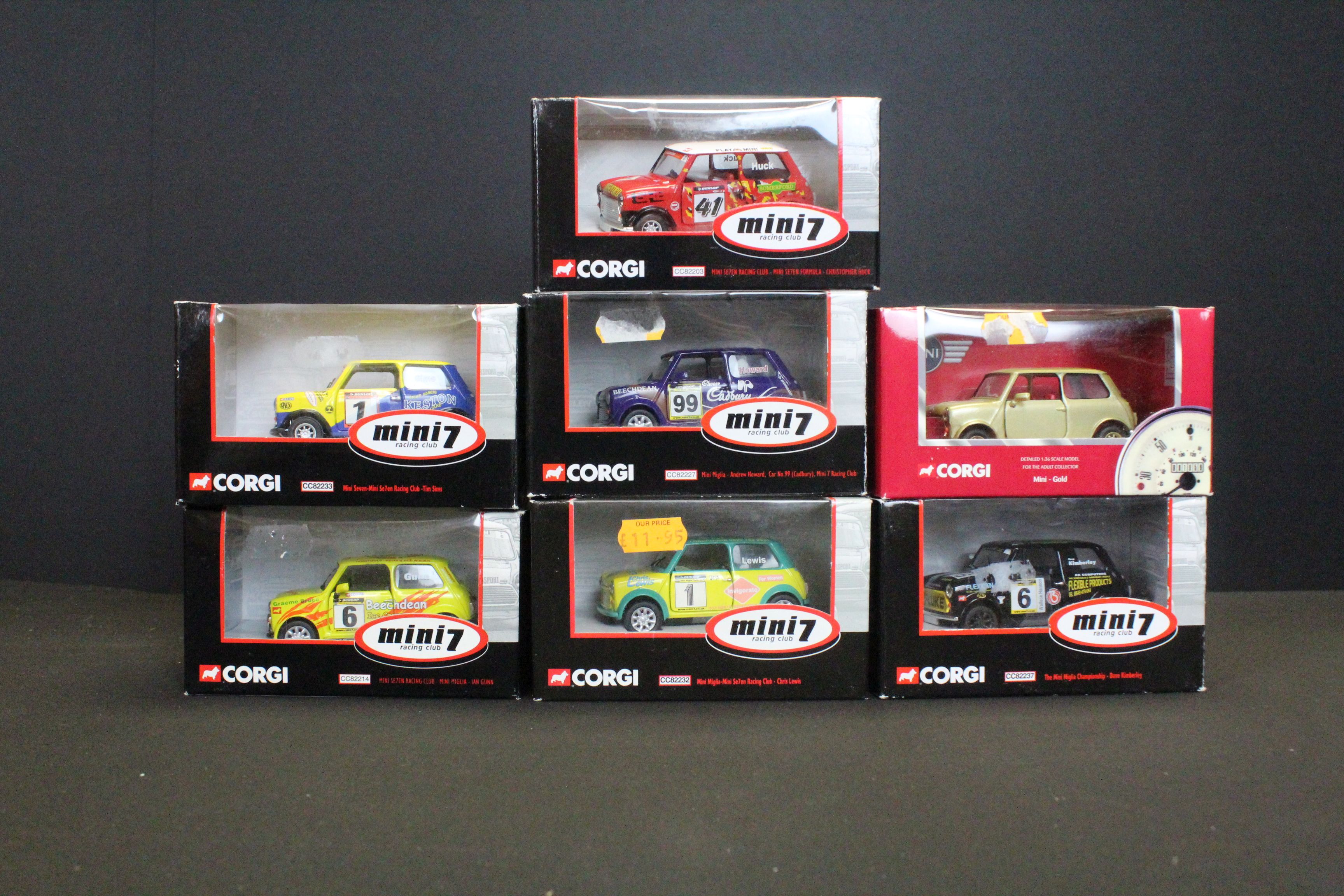 24 Boxed Corgi diecast models to include 11 x Classic Commercials from Corgi (97003, 98162, 97765, - Image 8 of 8