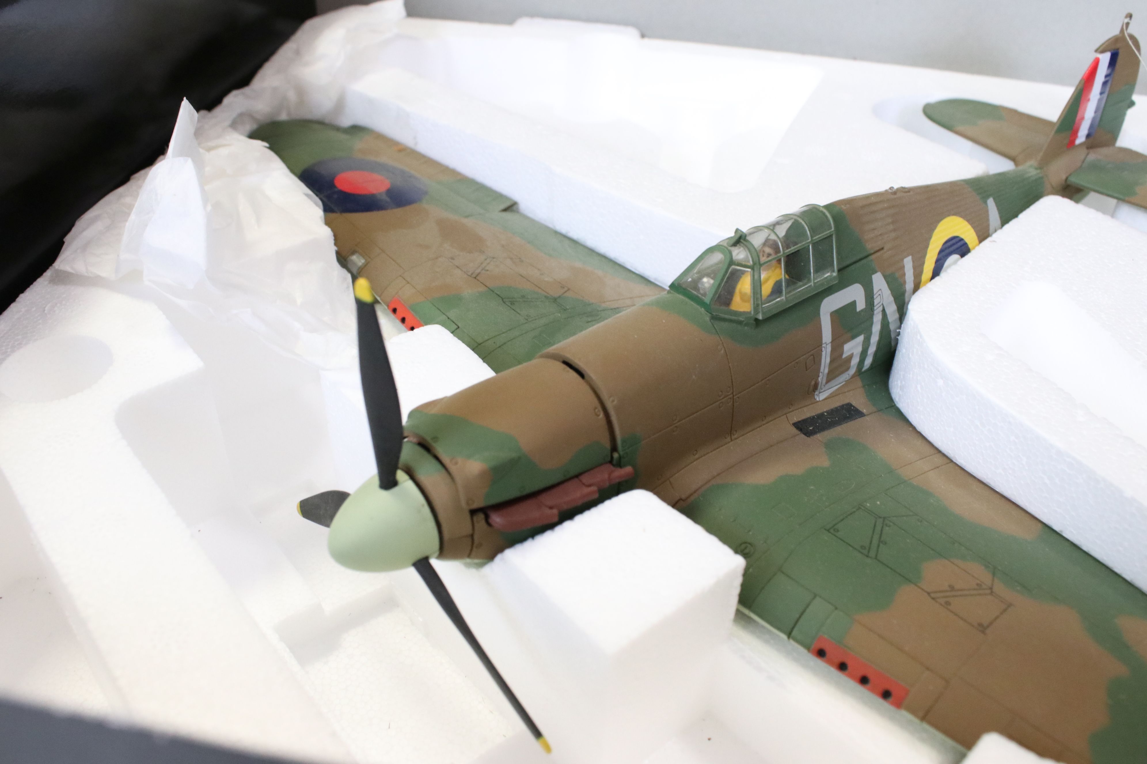 Two Boxed Corgi Aviation Archive 1:32 World War II diecast models to include AA34901 'Attack By - Image 5 of 15