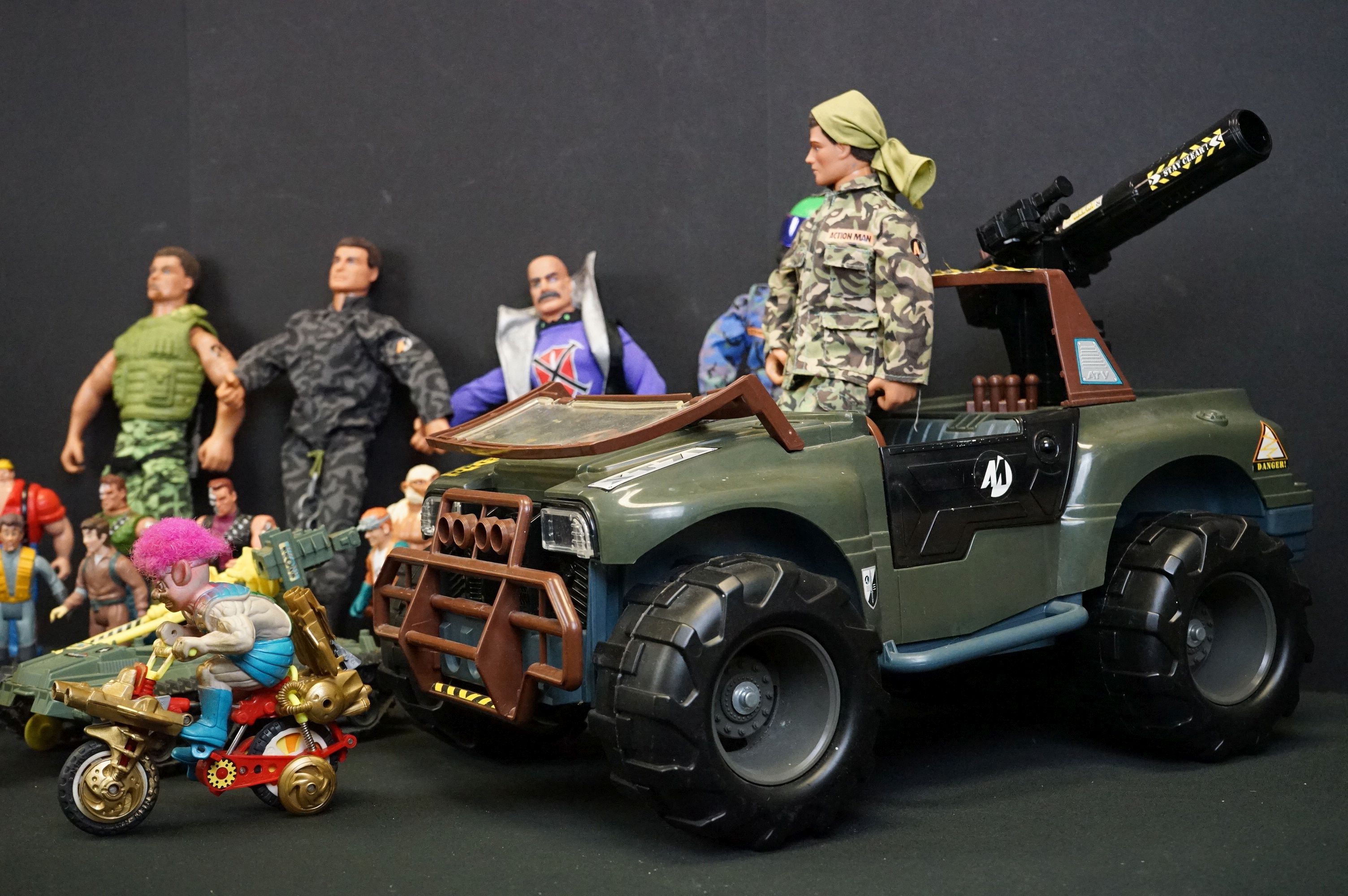 Collection of 80s / 90s play worn action figures to include 4 x Kenner Ghostbusters figures (Peter - Image 5 of 16