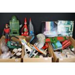 Large quantity of Sci Fi related toys and collectibles mainly featuring Star Trek and