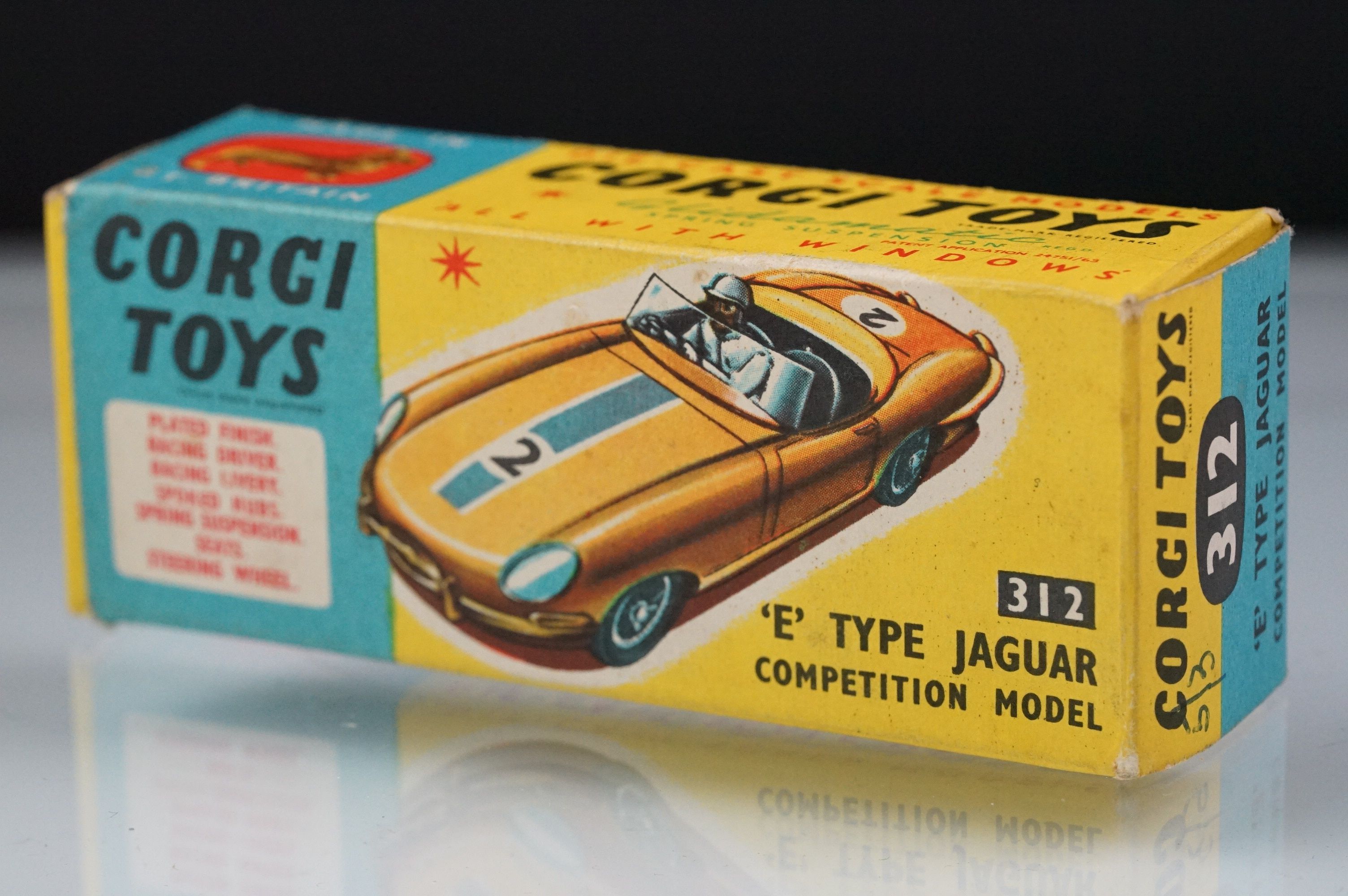 Four boxed Corgi diecast models to include 155 Lotus Climax Formula I Racing Car in green, 245 Buick - Image 19 of 39