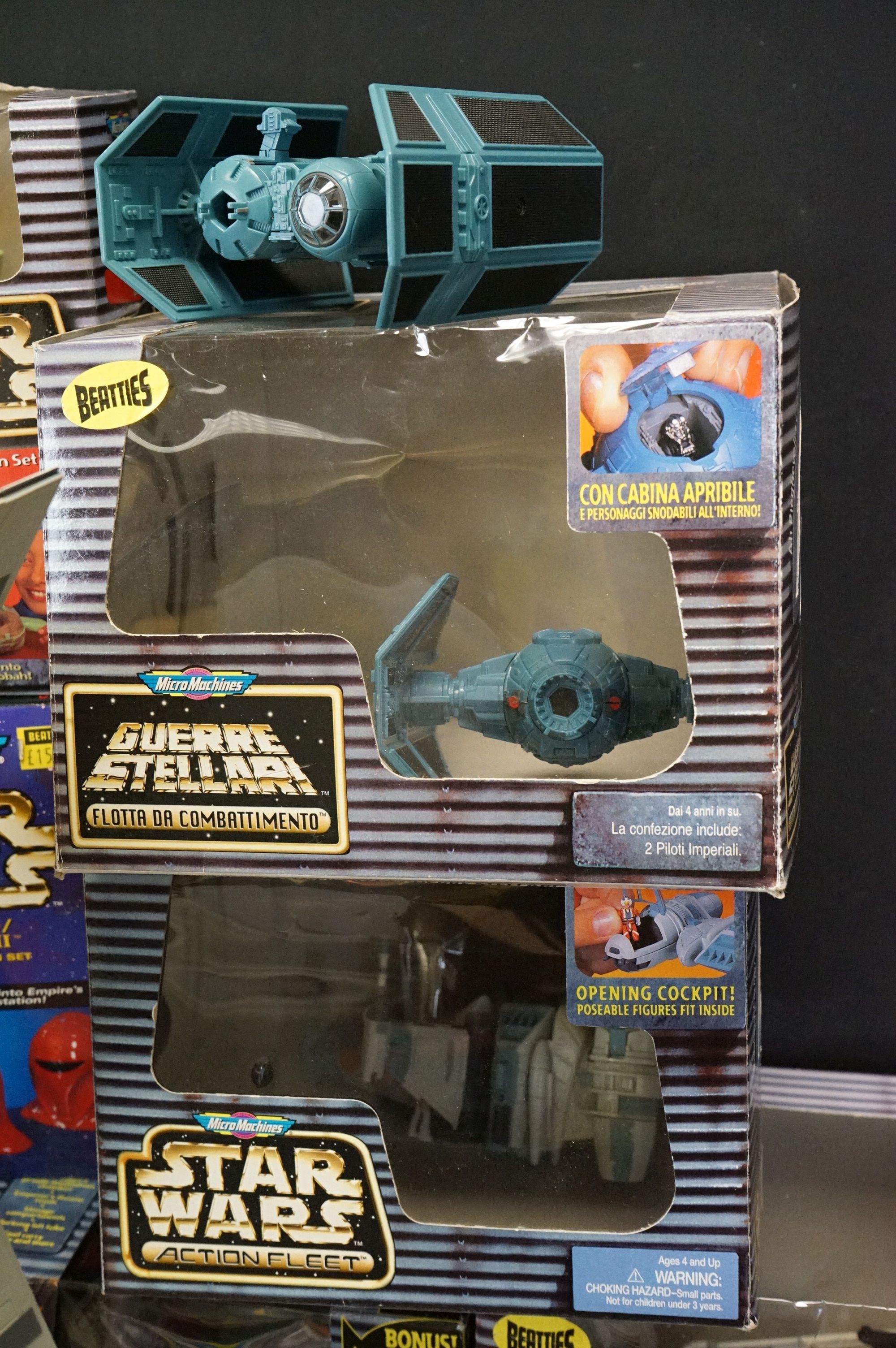 Star Wars - 18 Boxed Galoob Micro Machines sets to include 10 x transforming sets (65814 - Image 6 of 26