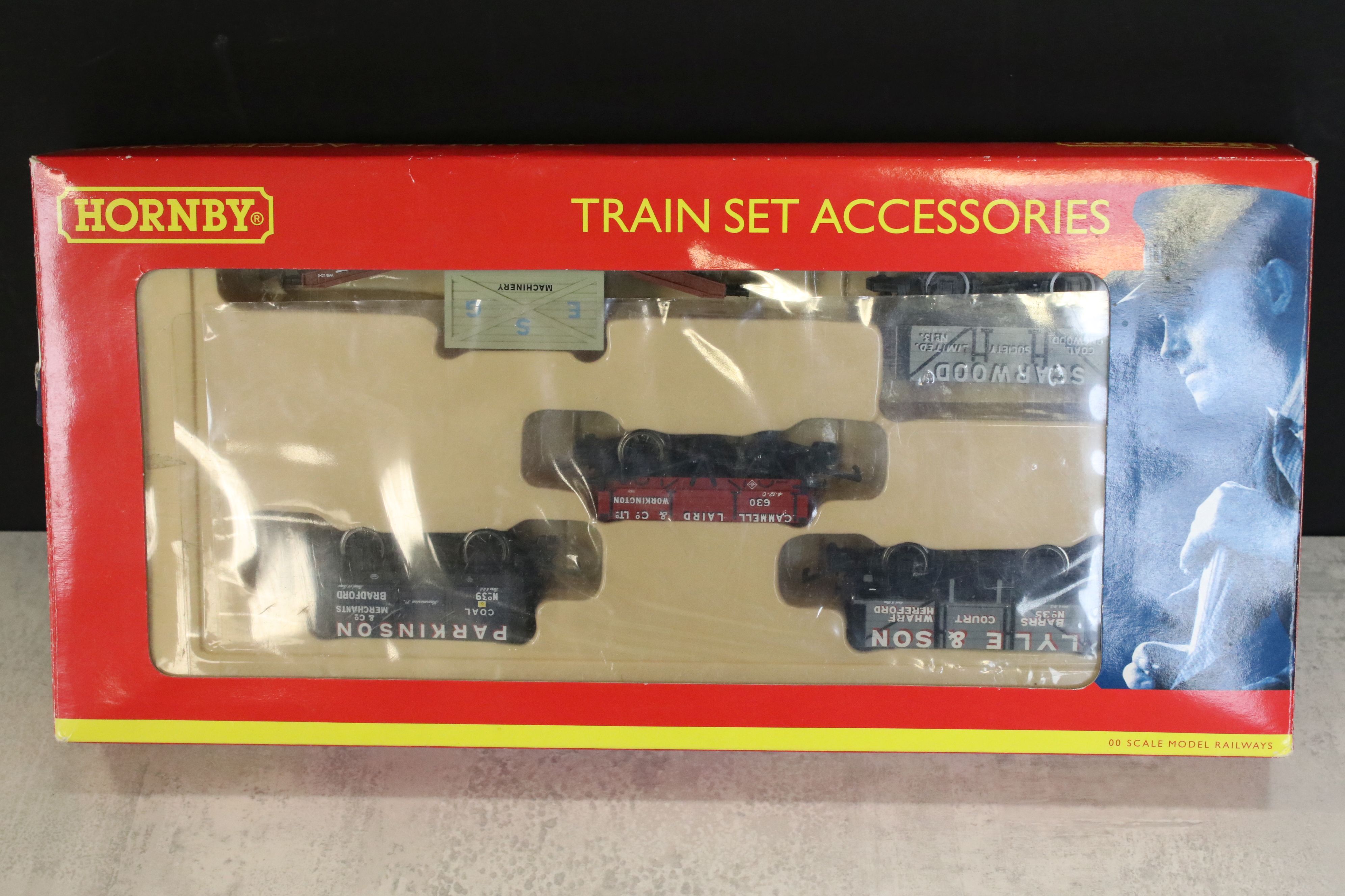 Eight boxed Hornby & Triang OO gauge items of rolling stock to include Railroad R6369 Breakdown - Image 6 of 6