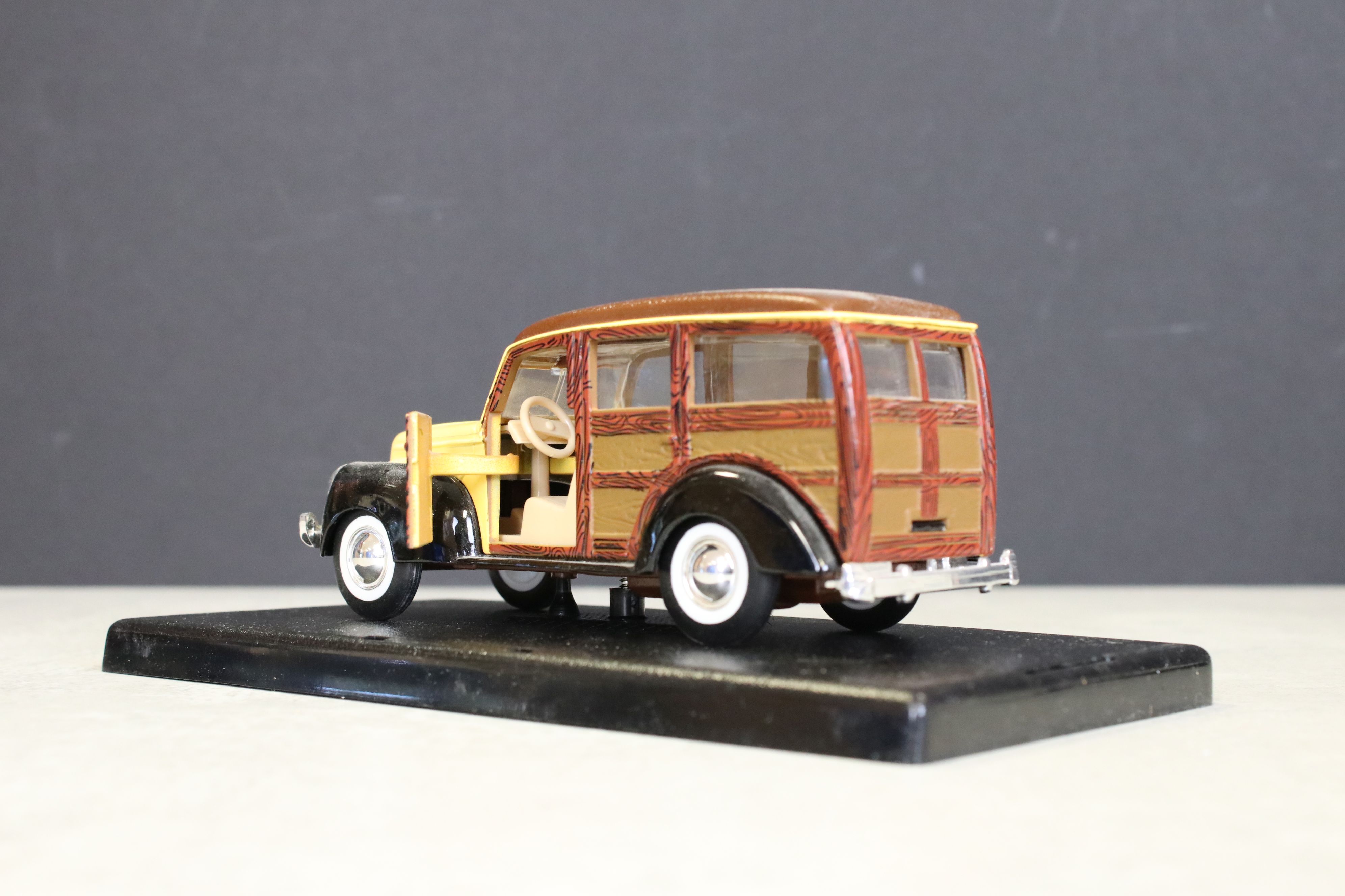 Around 45 Boxed diecast models to include Corgi, Polistil, Ford Motor Company, Burago, Saico, etc, - Image 12 of 15