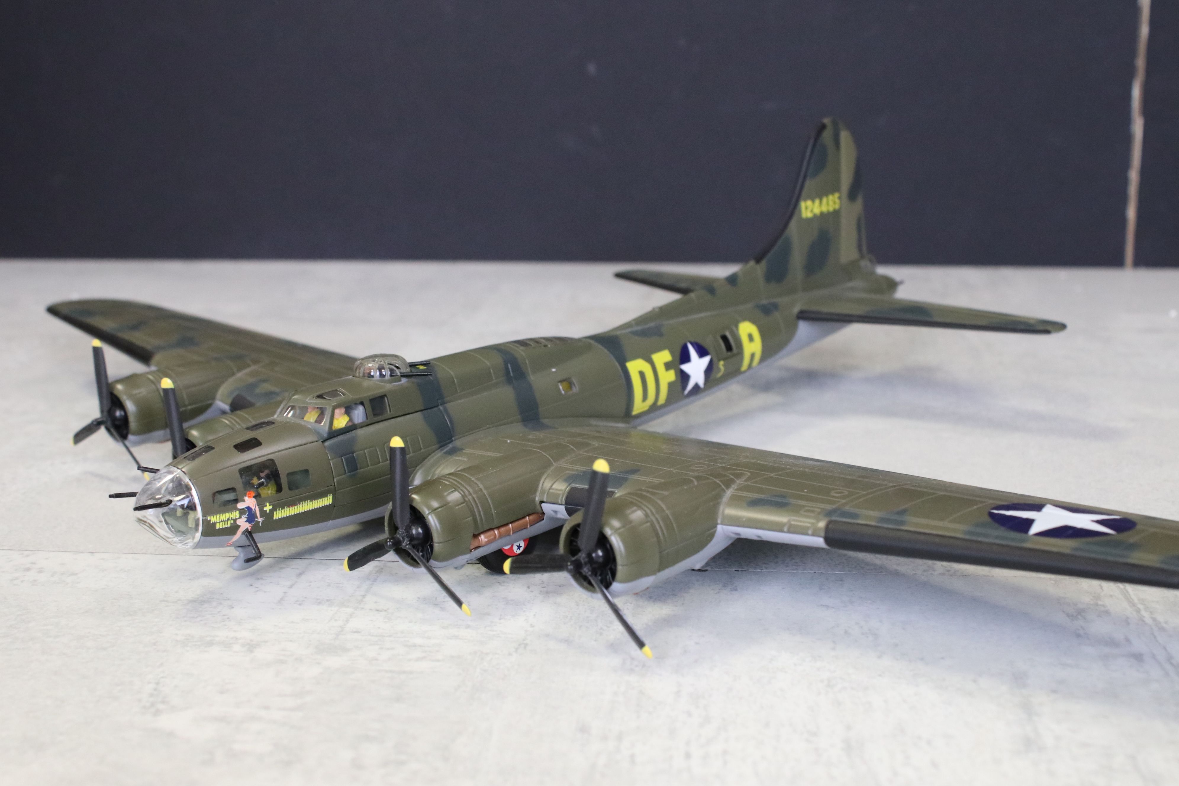 Two Boxed Aviation Archive World War II Europe & Africa 1/72 diecast models to include AA33301 - Image 9 of 20