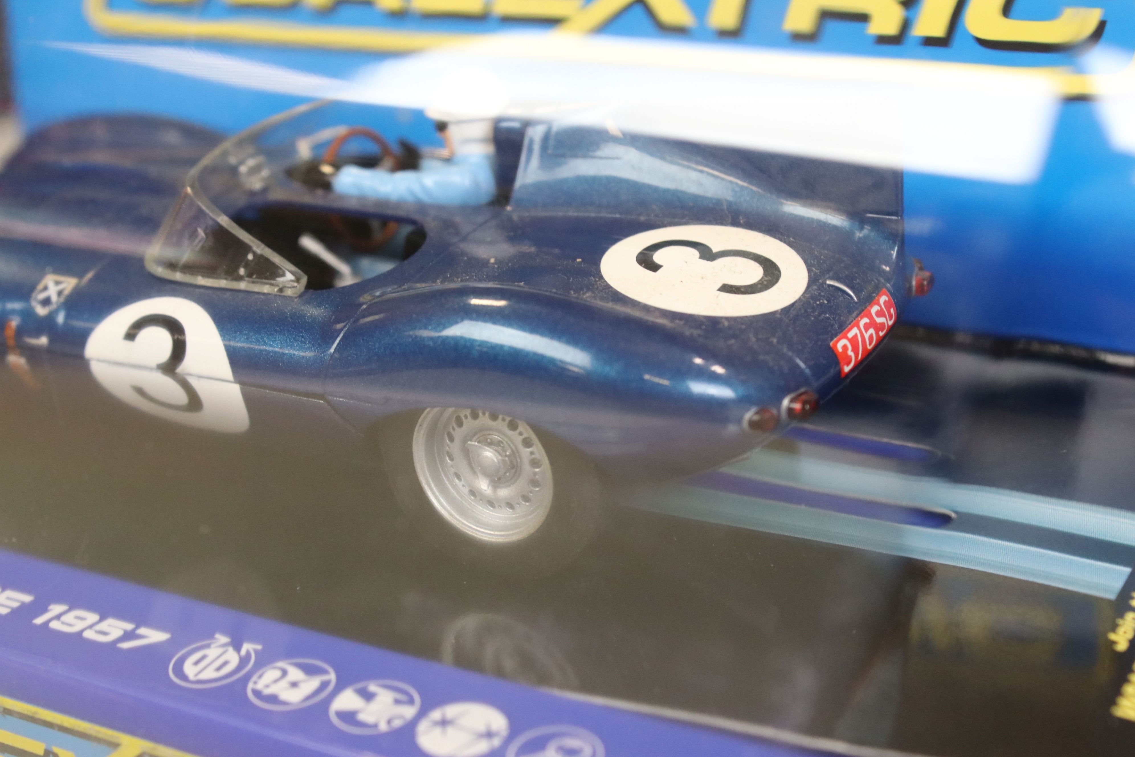 Six cased slot cars to include 5 x Scalextric (C3205 Jaguar D Type, C3502 Ford Cortina MK1, C3143 - Image 9 of 20