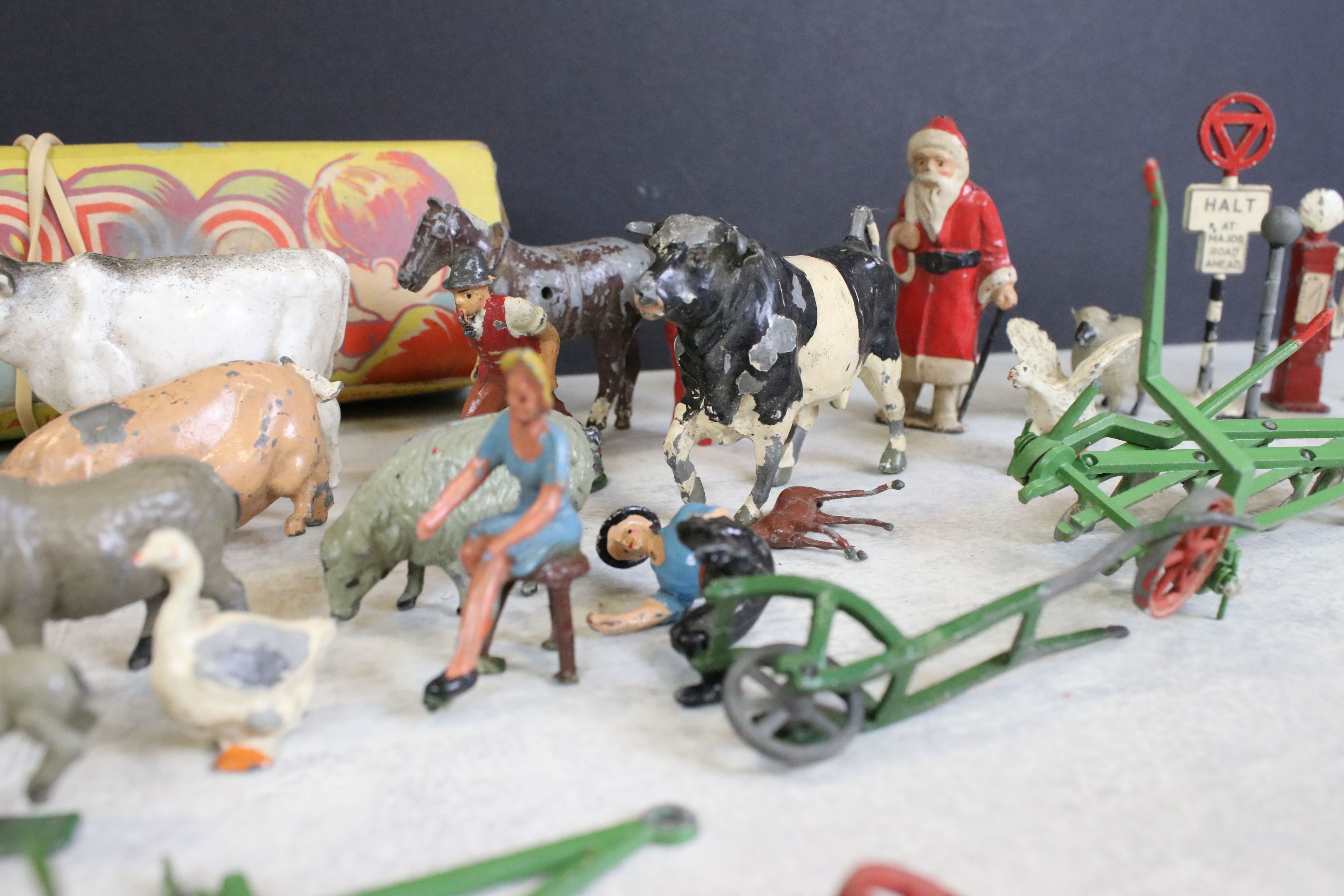 Quantity of mid 20th C metal figures to include Britains, featres famring, road signs, Father - Image 2 of 6