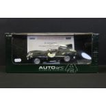 Autograph - Boxed 1/18 Auto Art 73561 Jaguar D-Type Short Nose green Le Mans 1954 diecast model