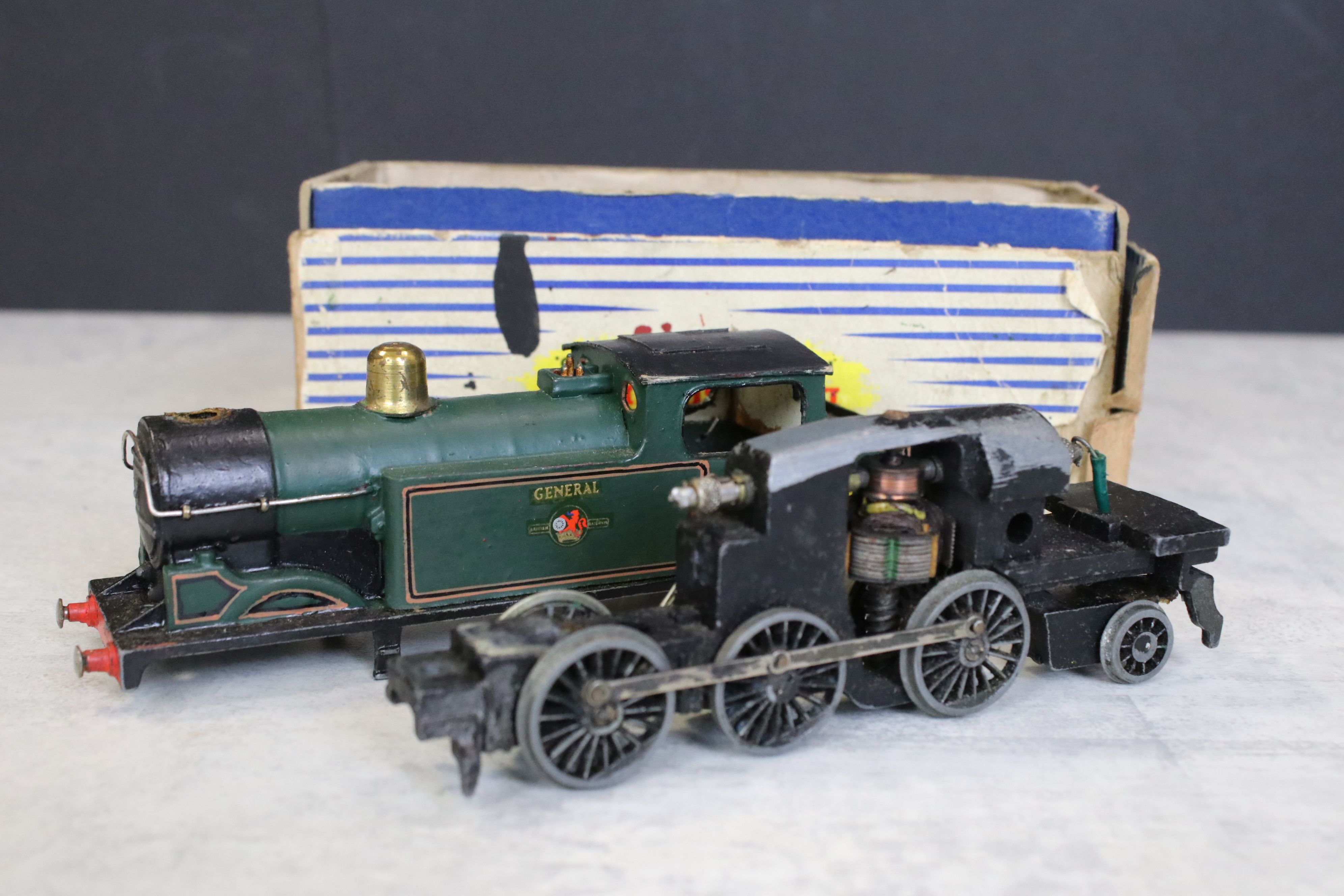 Five OO gauge metal kit locomotives, all built, 3 x contained within Wills boxes, plus a boxed built - Image 2 of 11