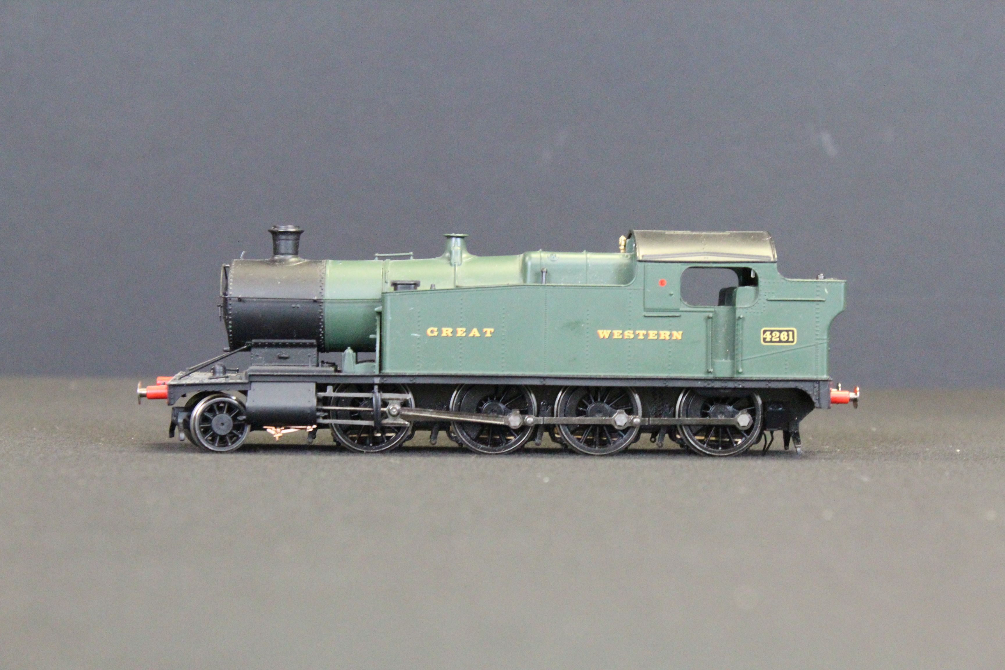 Three Hornby OO gauge locomotives to include Adderley Hall 4-6-0 4901, 2-8-0 GWR 4261 and Smokey Joe - Image 6 of 10