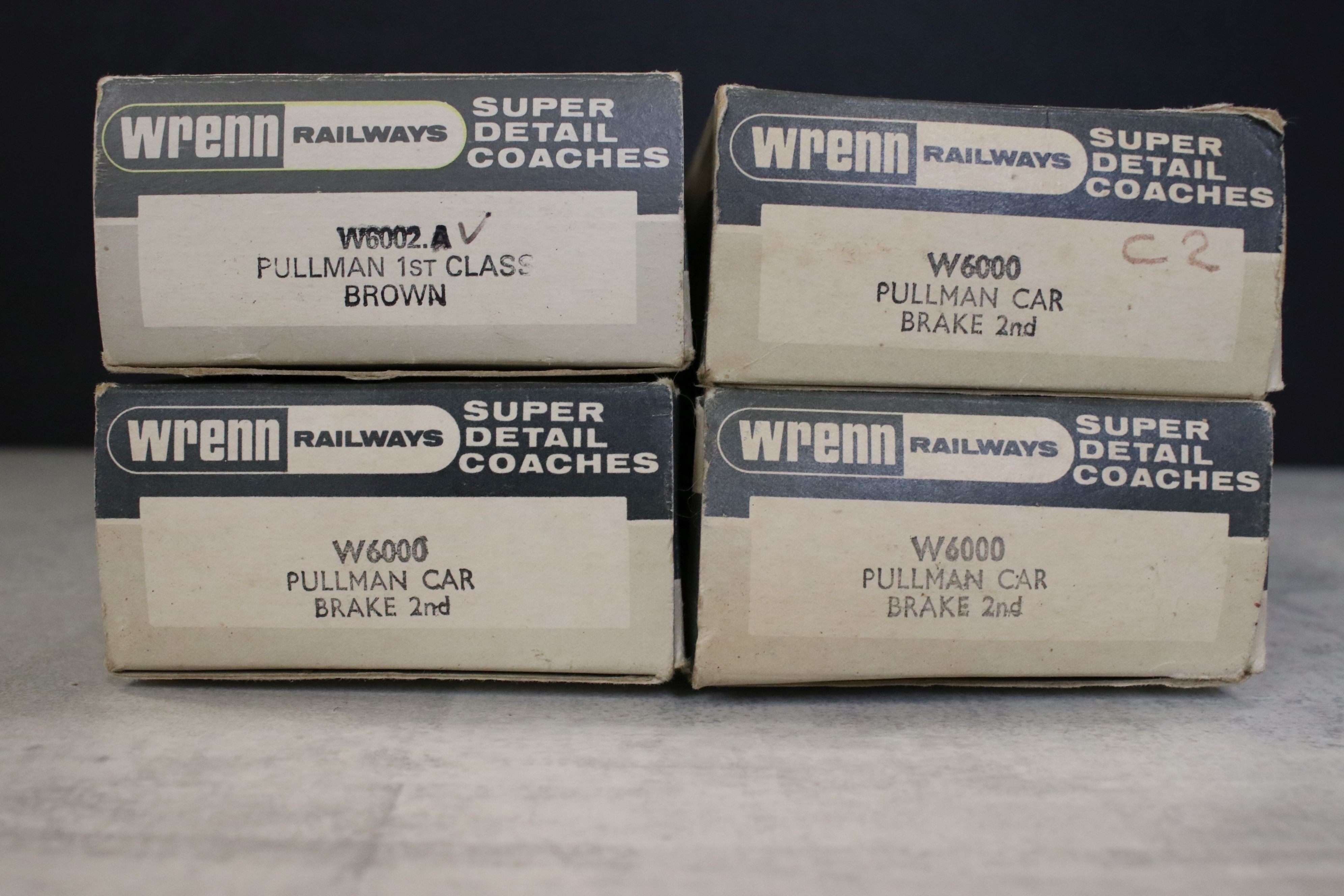 35 Boxed OO gauge items of rolling stock to include 24 x Hornby, 7 x Bachmann & 4 x Wrenn, - Image 10 of 10