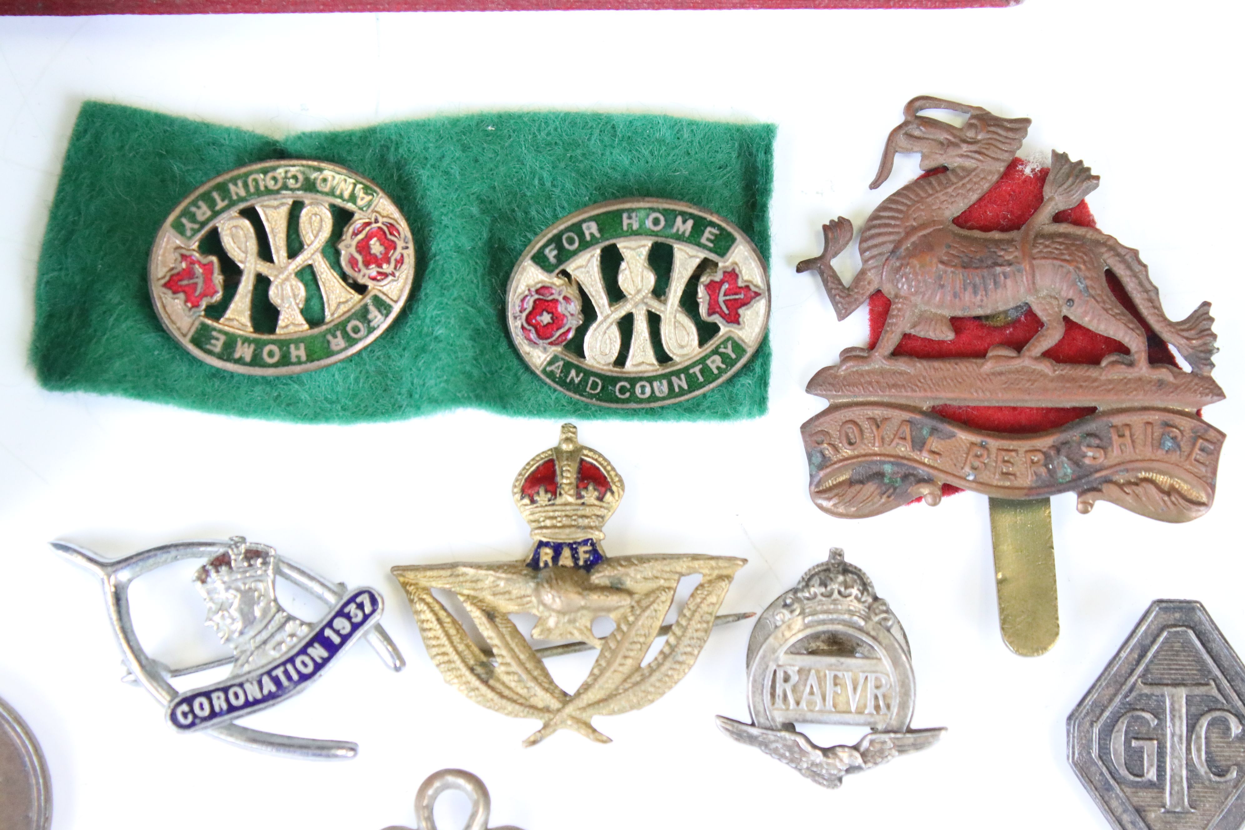 A Group Of Mixed Military Collectables To Include A British Army Service Book, Badges, Bibles And - Image 3 of 8