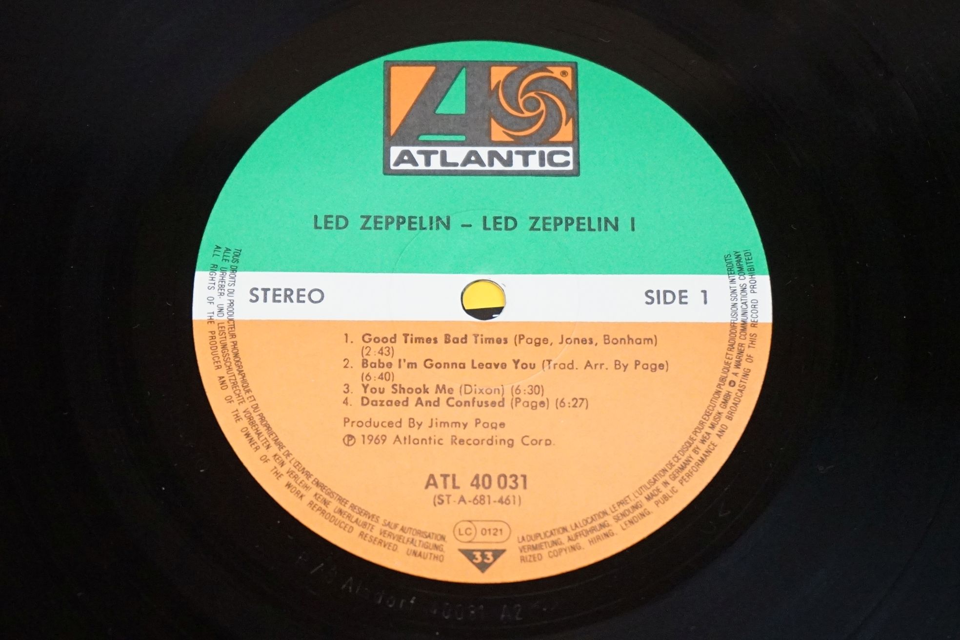 Vinyl - 3 Led Zeppelin LPs to include One (ATL 40031) green and orange Atlantic labels German press, - Image 9 of 18