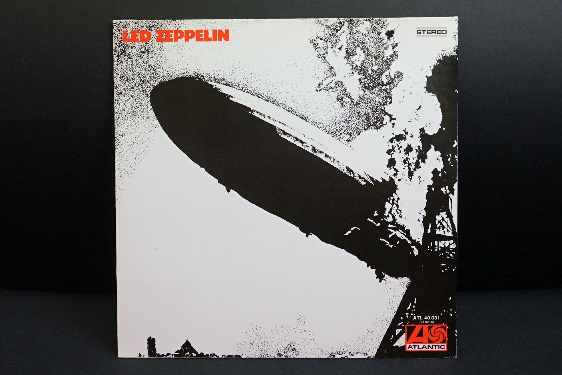Vinyl - 3 Led Zeppelin LPs to include One (ATL 40031) green and orange Atlantic labels German press, - Image 7 of 18