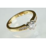 Diamond solitaire 18ct yellow gold ring, the round brilliant cut diamond weighing approx 0.40 carat,