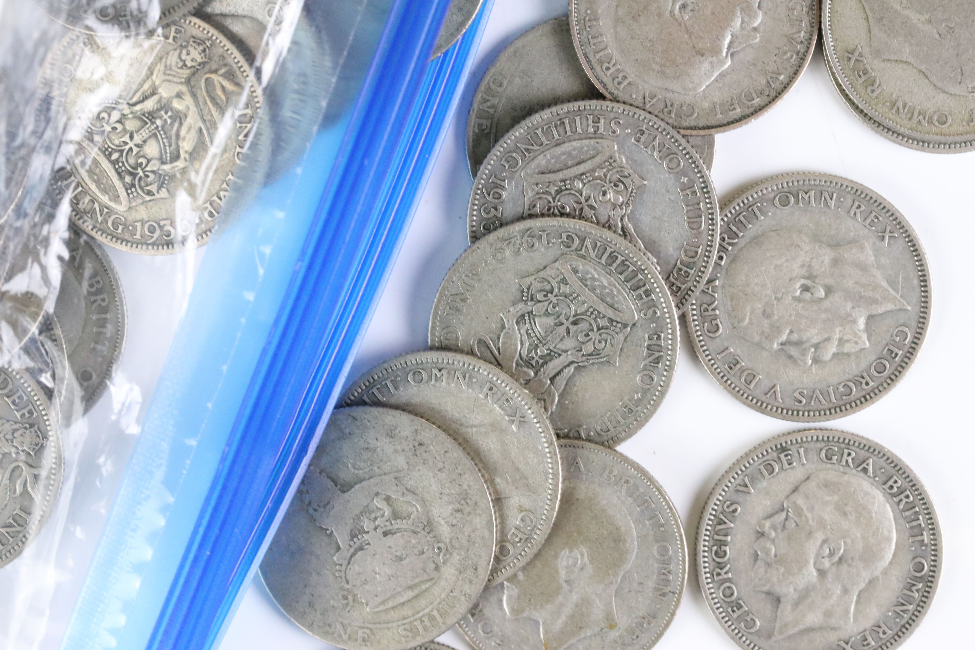 A collection of mainly British pre decimal coins to include a good quantity of silver examples - Image 5 of 16