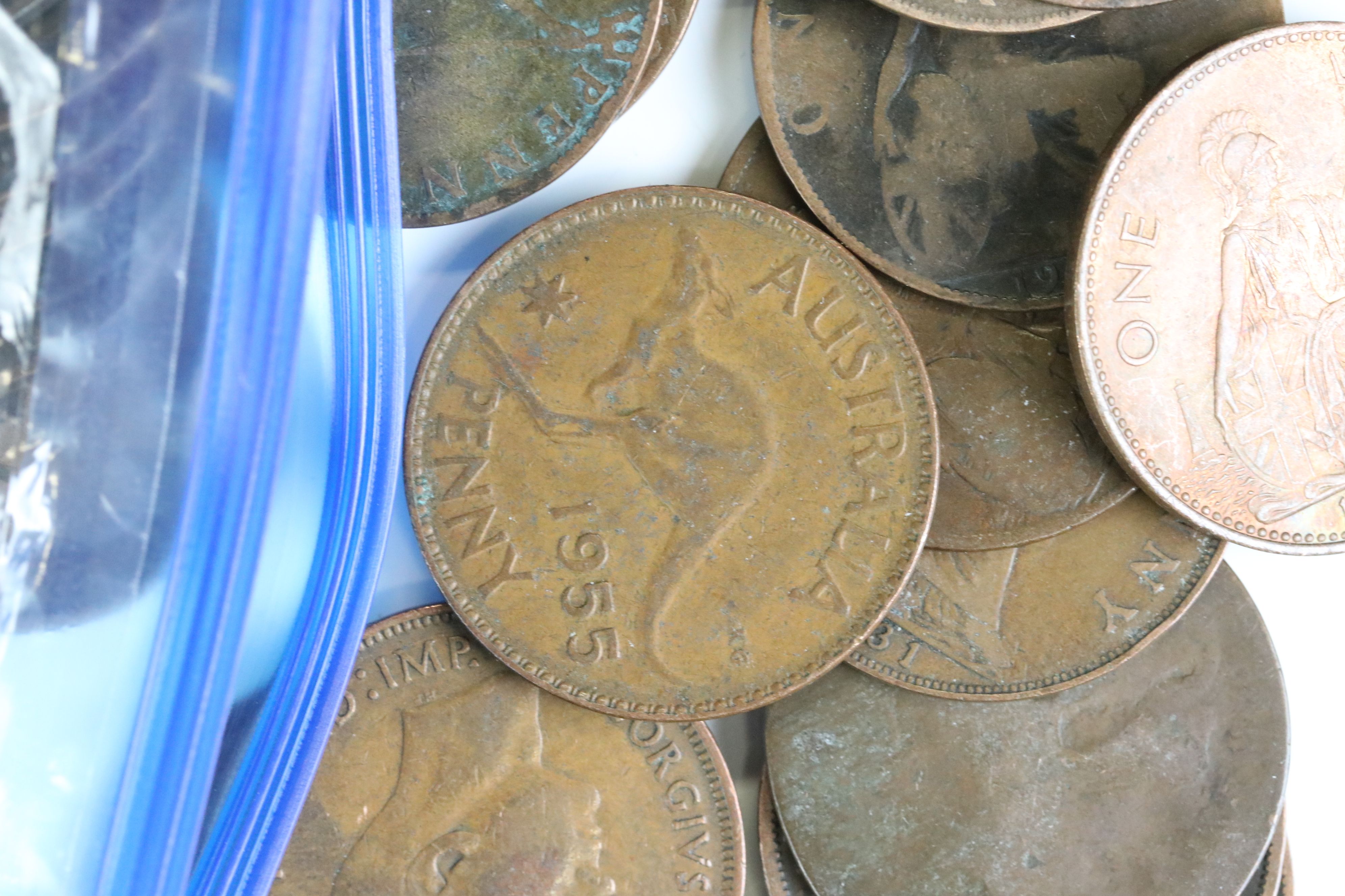 A collection of mainly British pre decimal coins to include a good quantity of silver examples - Image 9 of 16